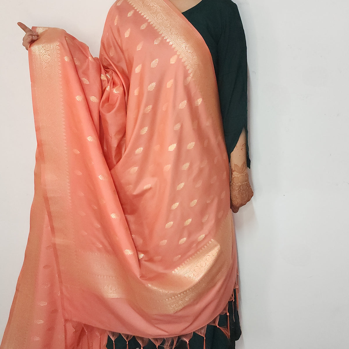 Peach Banarasi Tapetta Silk Leaf Weave Dupatta
