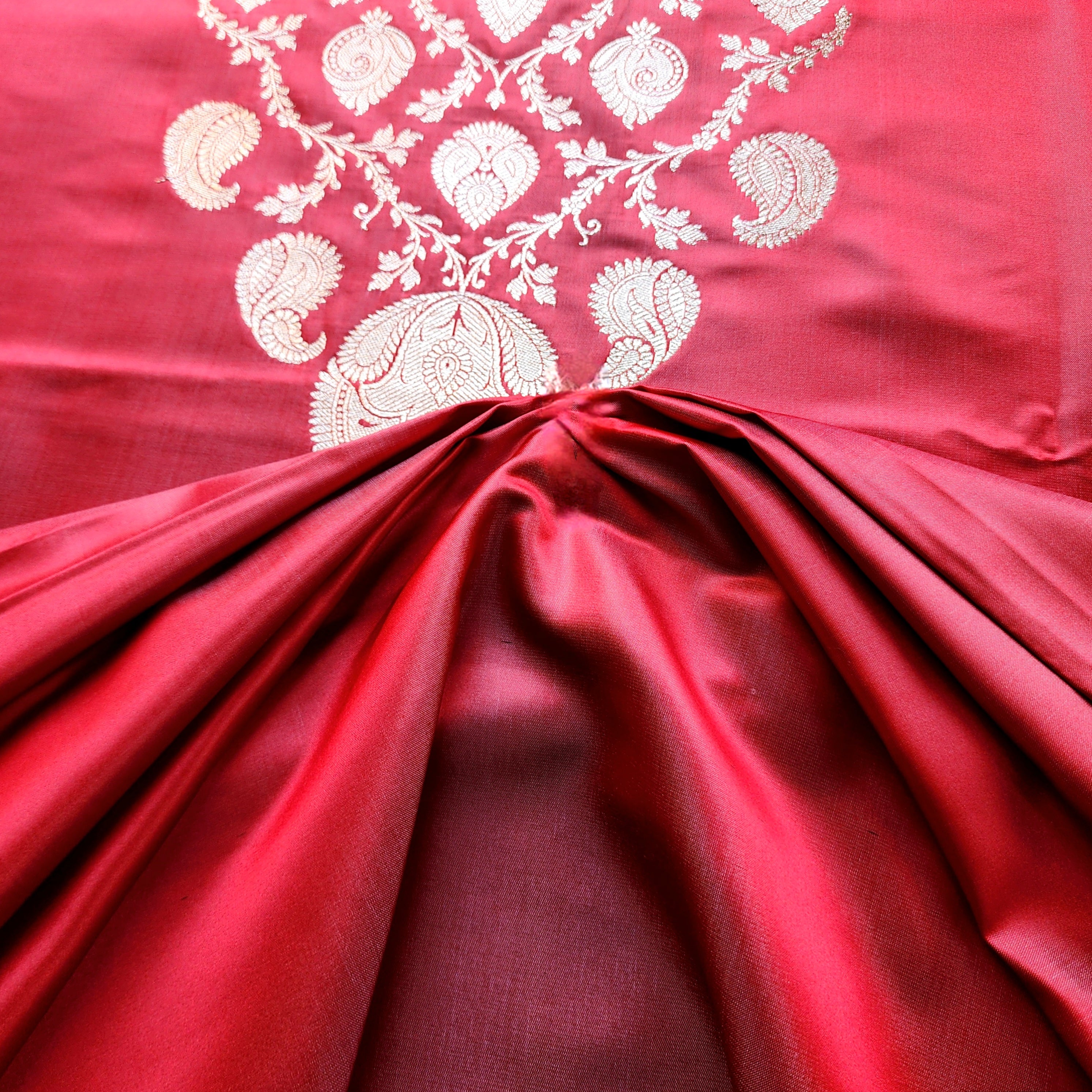 Rich Rose Pink Pure Banarasi Katan Silk Saree with light Gold Zari Weaving