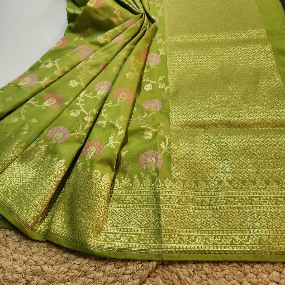 Banarasi Silk Floral Jaal Dupatta - Pistachio Green