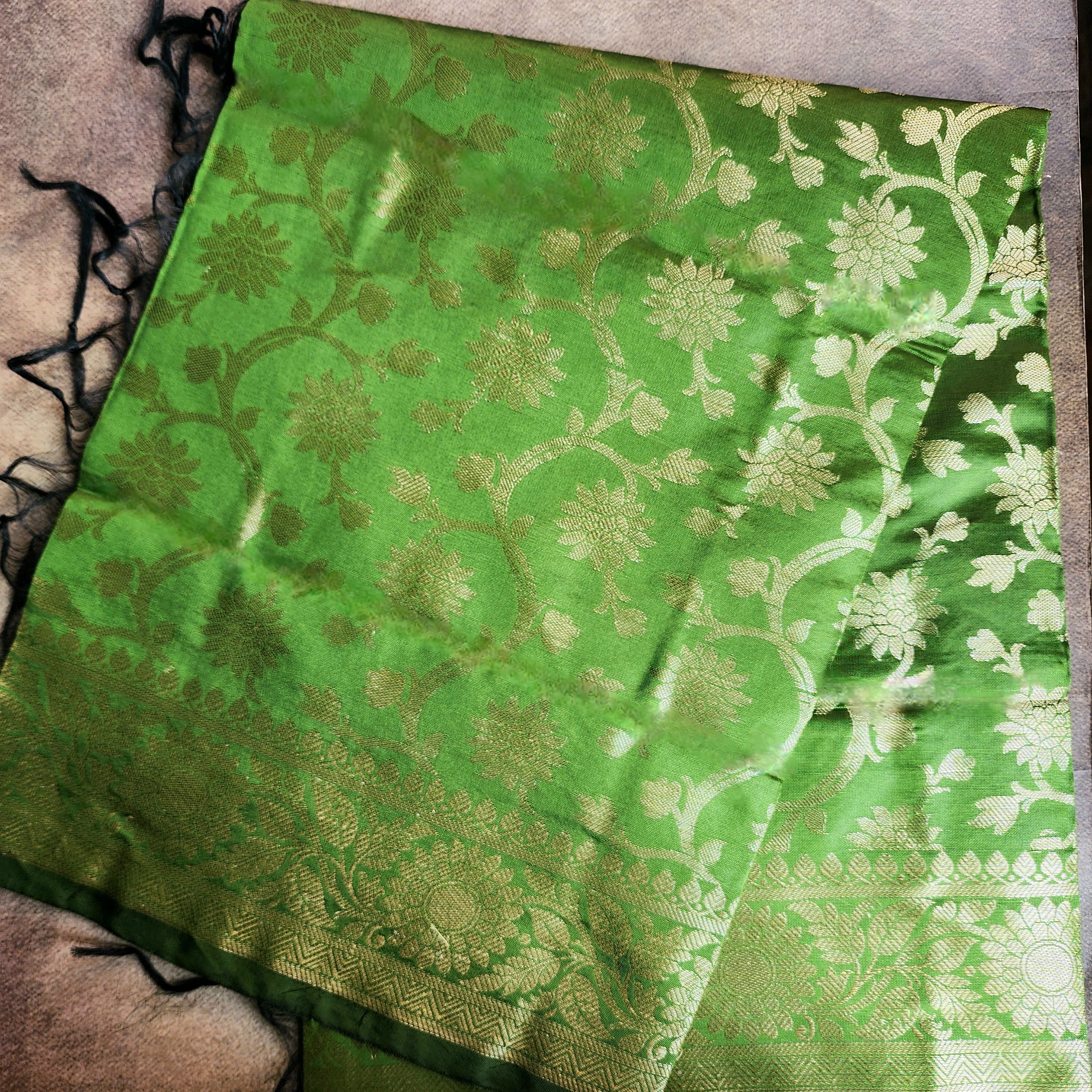 Parrot Green Banarasi Tapetta Silk Dupatta with Gold Floral Zari Weave