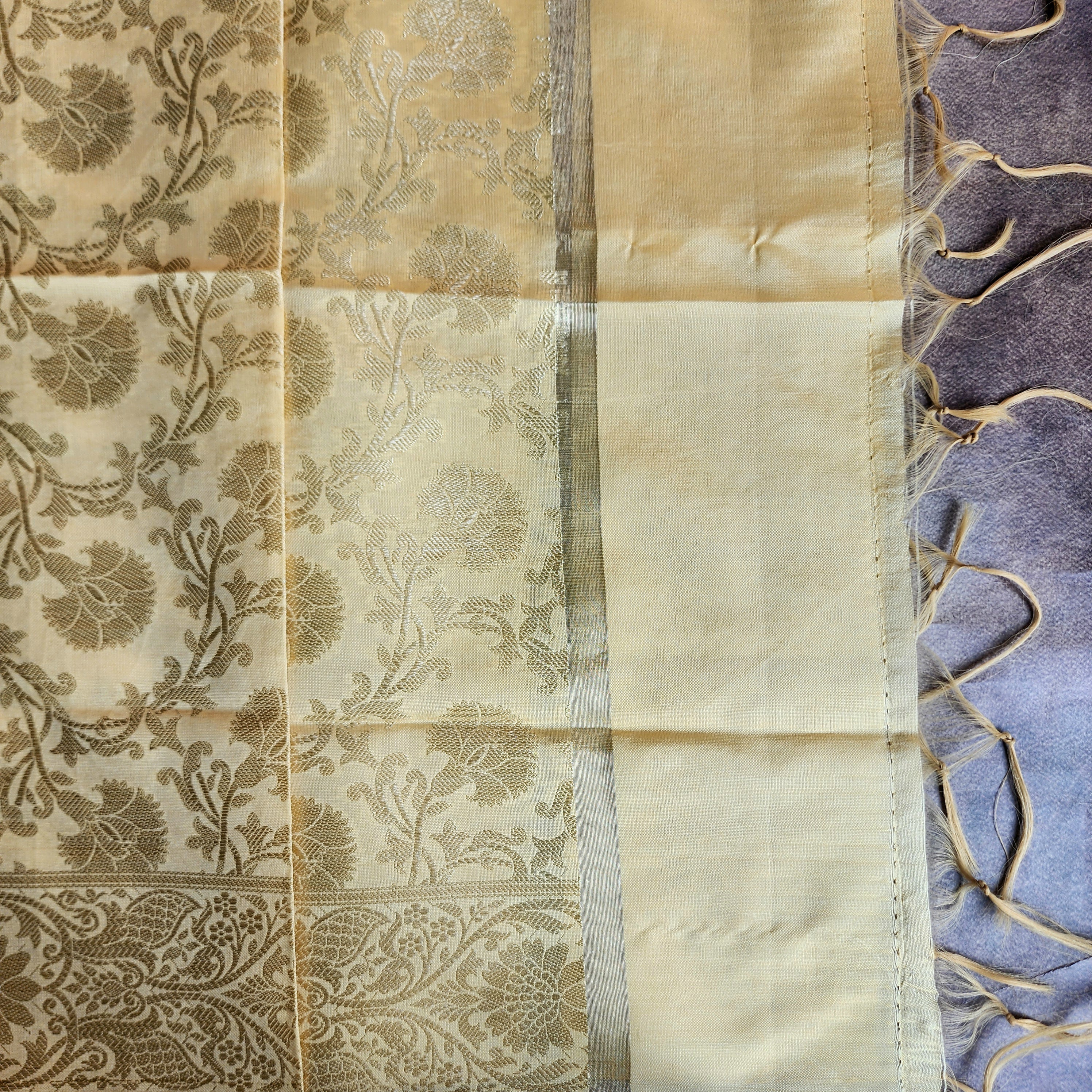 Cream Banarasi Tapetta Silk Dupatta with Gold Floral Zari Weave