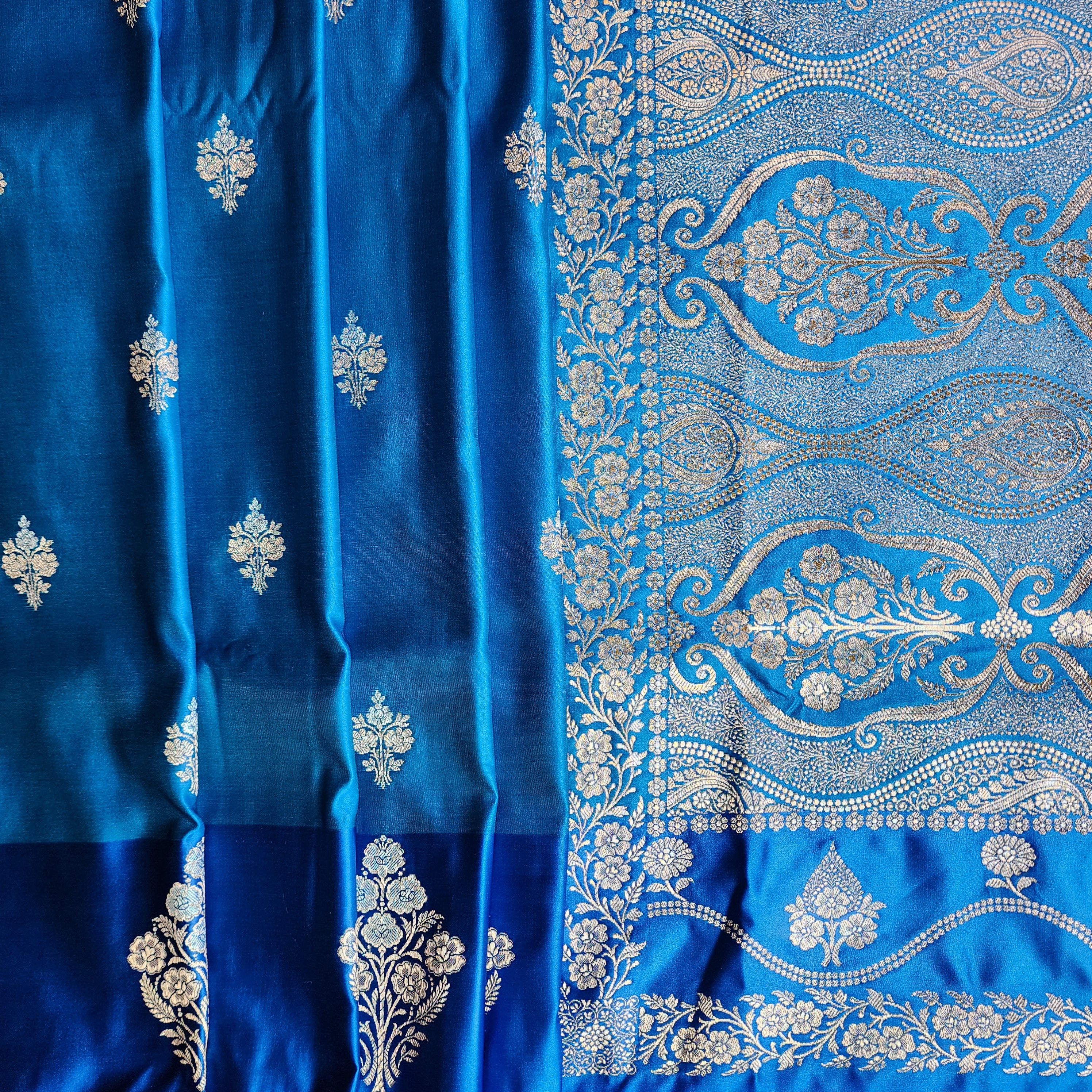 Dual-Tone Shiny Blue Pure Banarasi Katan Silk Saree