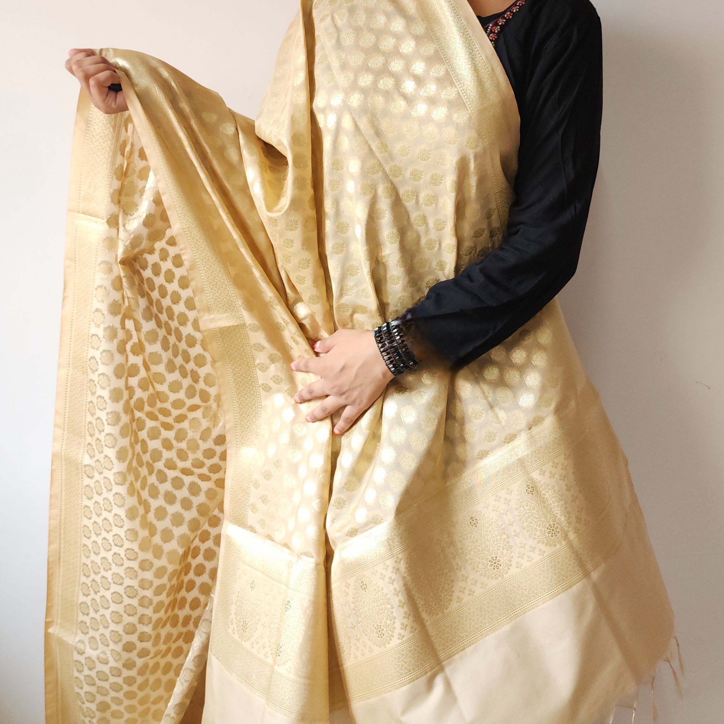 Champagne Beige Banarasi Tapetta Silk Dupatta with Gold Floral Zari Weave