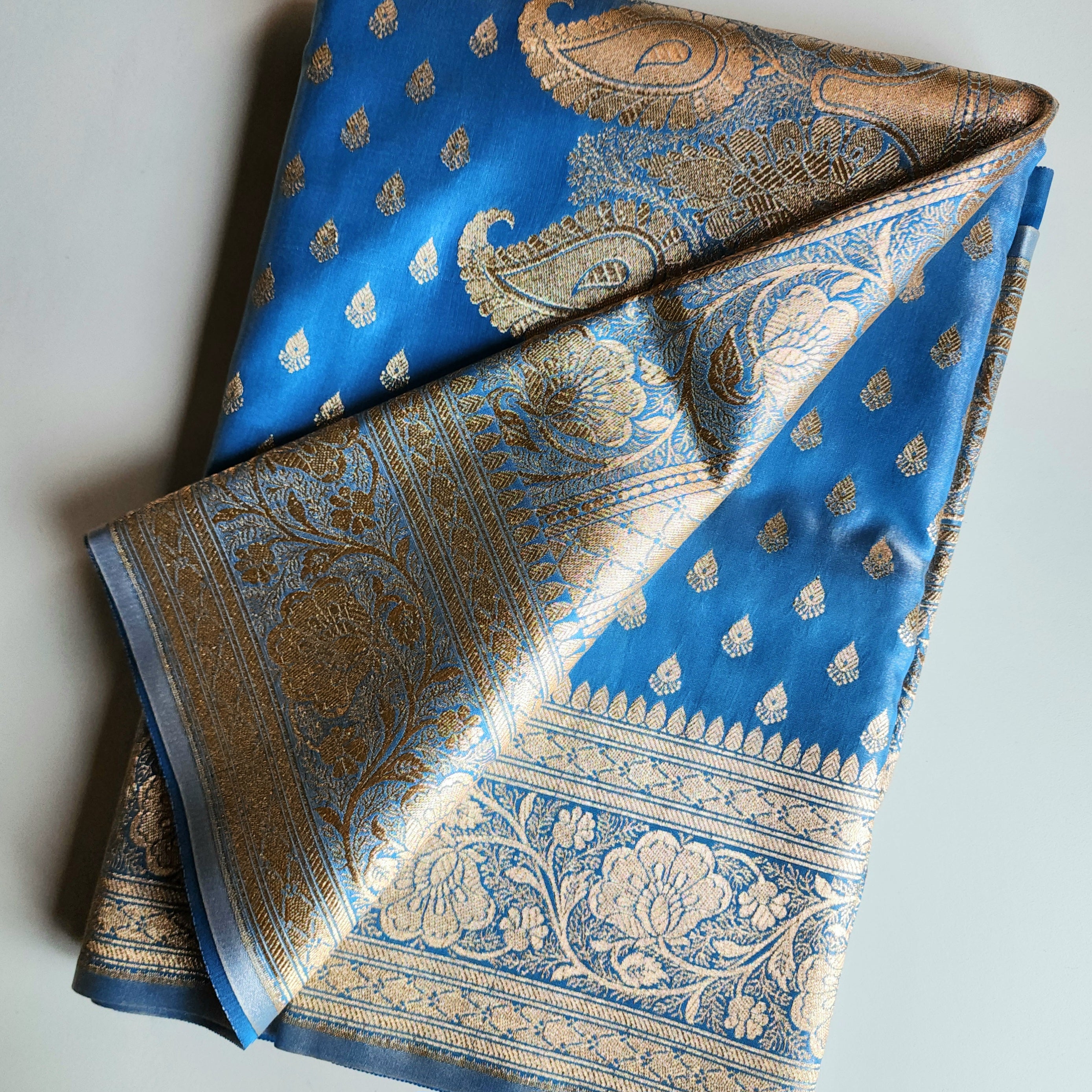 Rich Electric Blue Banarasi Silk Saree with Gold Zari Weaving