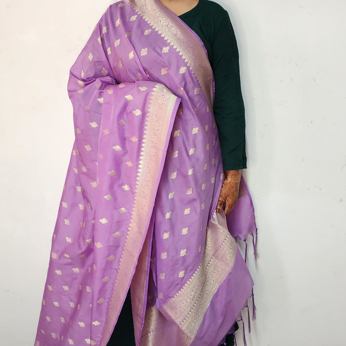 Purple Zari Banarasi Tapetta Silk Leaf Weave Dupatta
