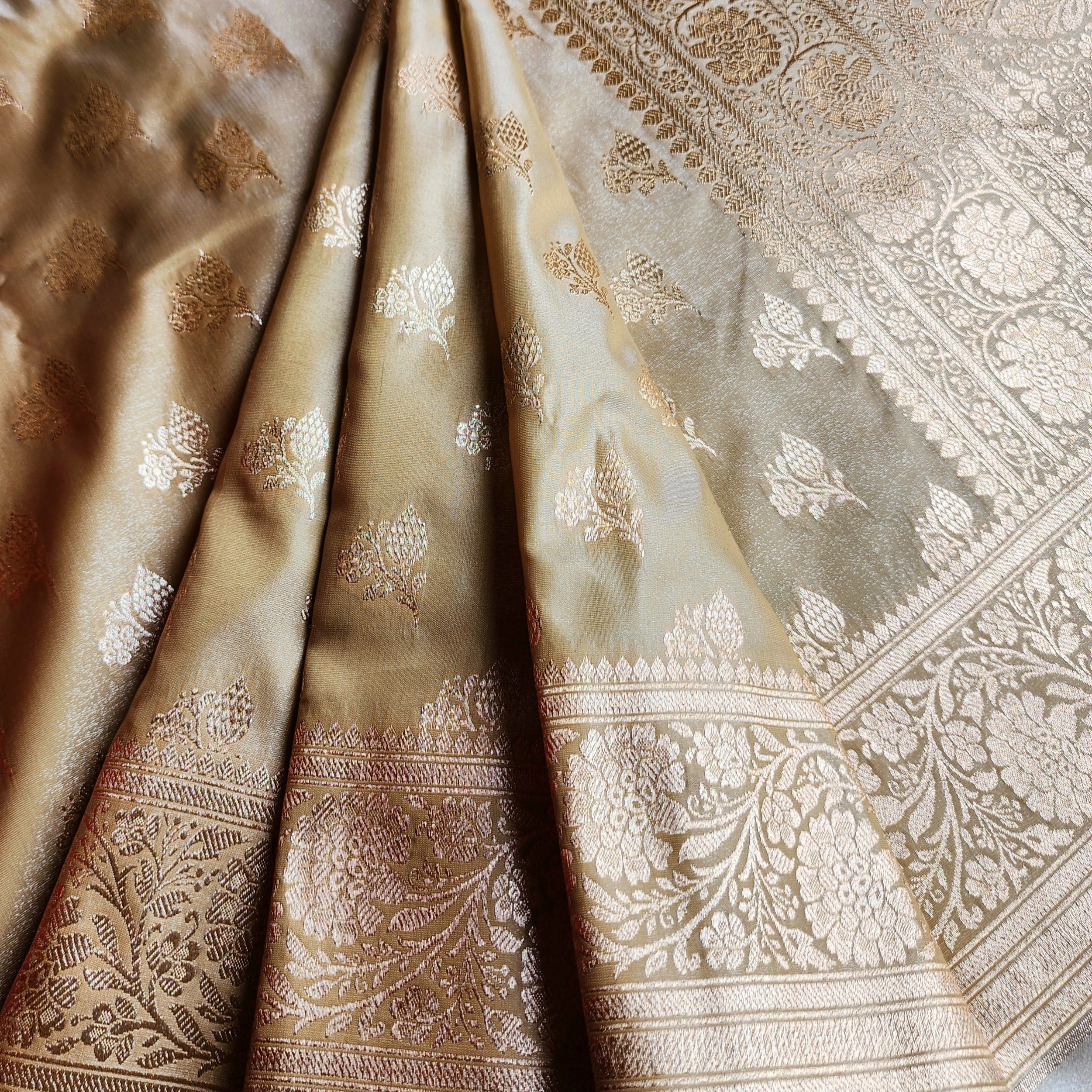 Rich Beige Gold Banarasi Silk Saree with Gold Zari Weaving
