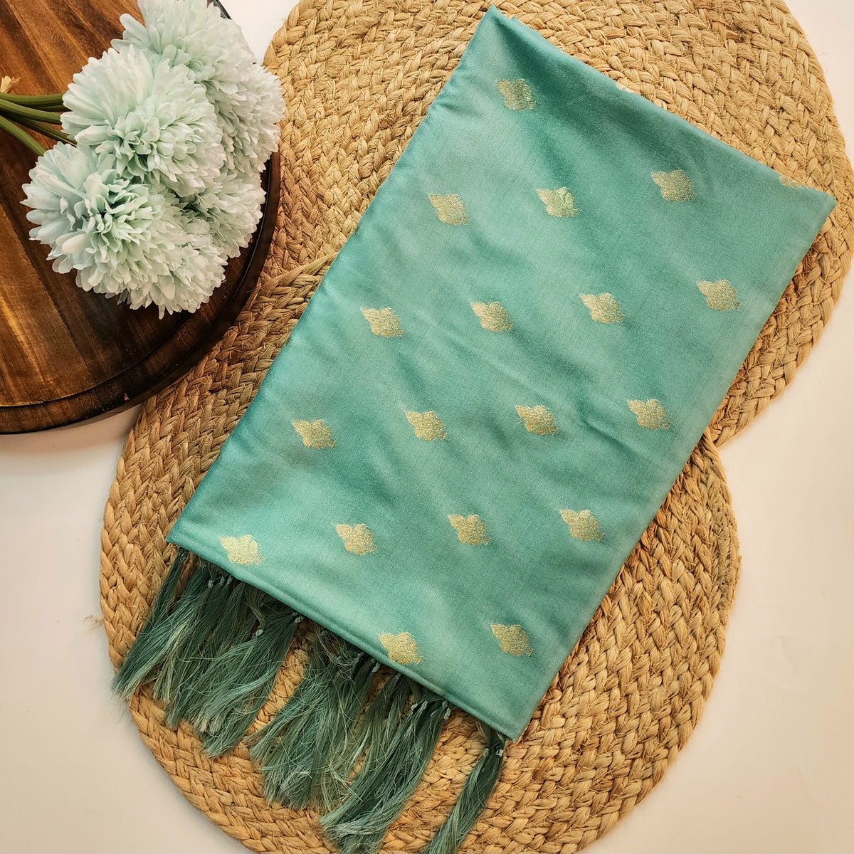 Aqua Green Banarasi Tapetta Silk Leaf Weave Dupatta