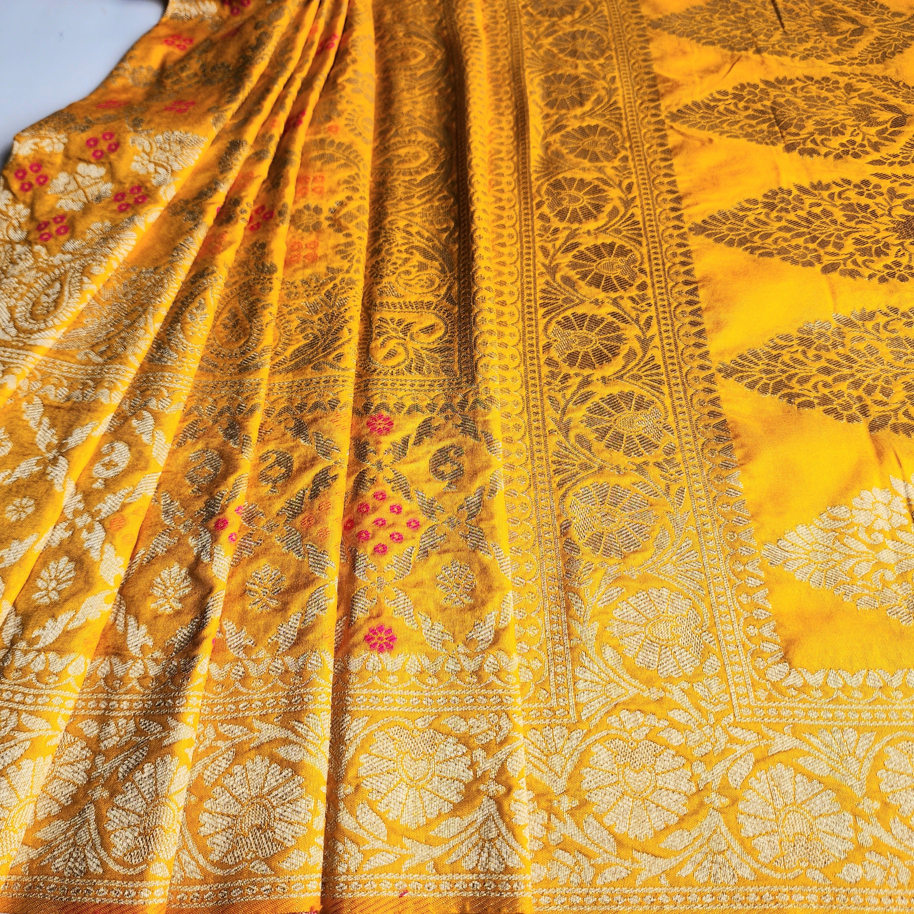 Mustard Gold Bandhani Dupatta with Floral and Geometric Zari Weave