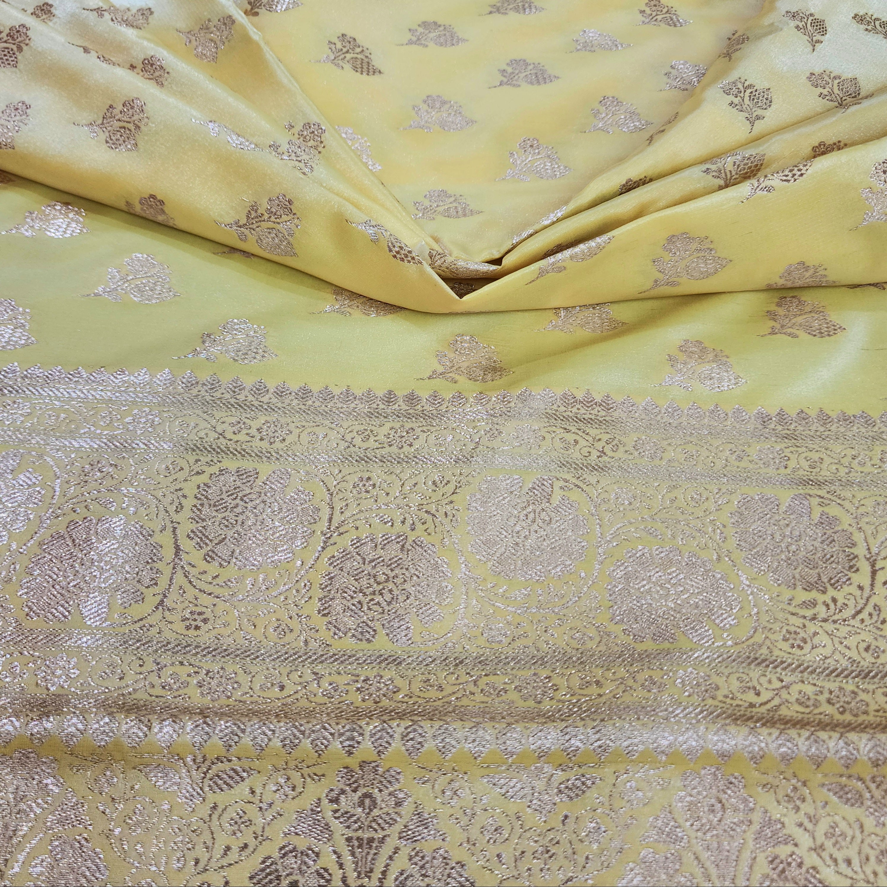 Rich Lemon Yellow Banarasi Silk Saree with Gold Zari Weaving