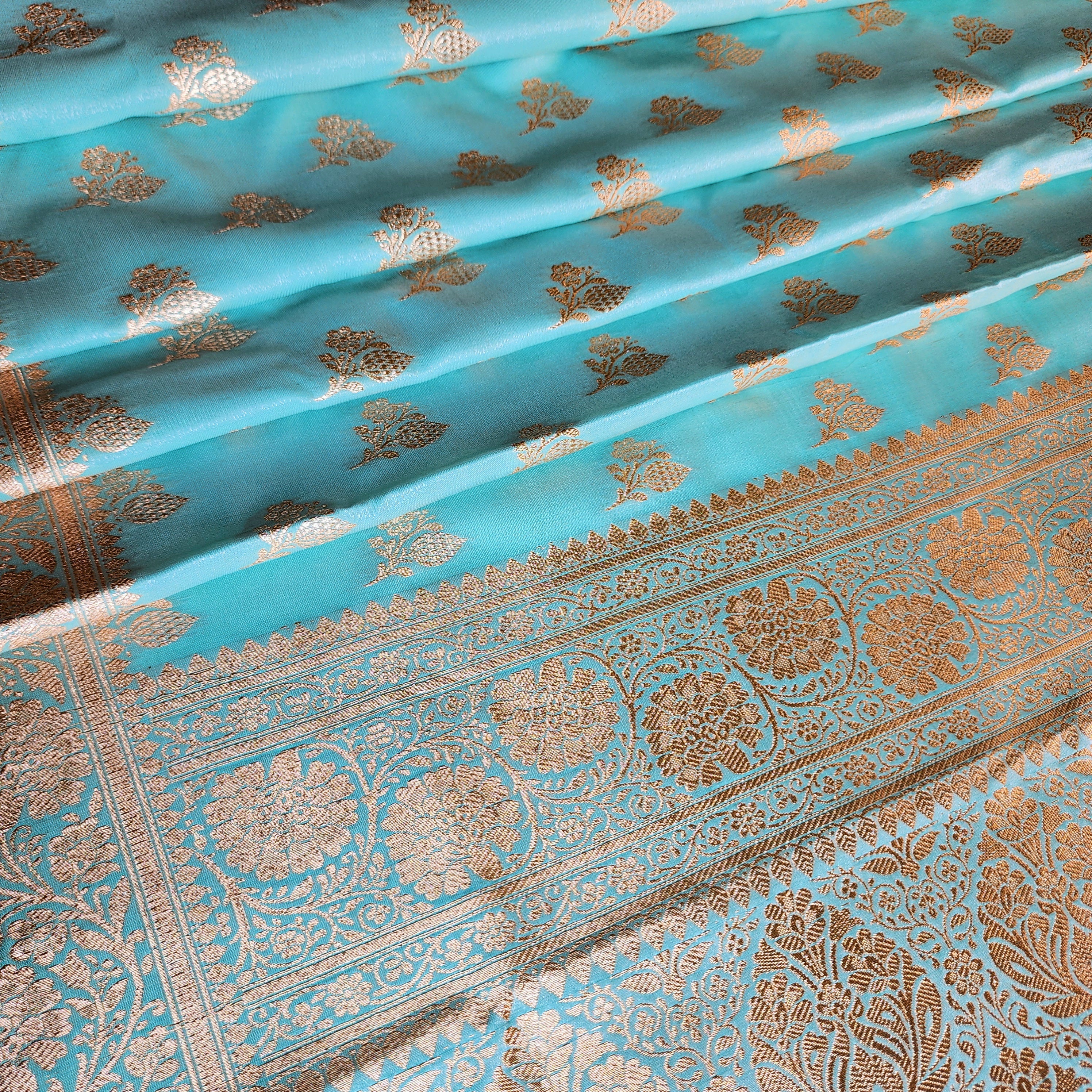 Rich Sea Green Banarasi Silk Saree with Gold Zari Weaving