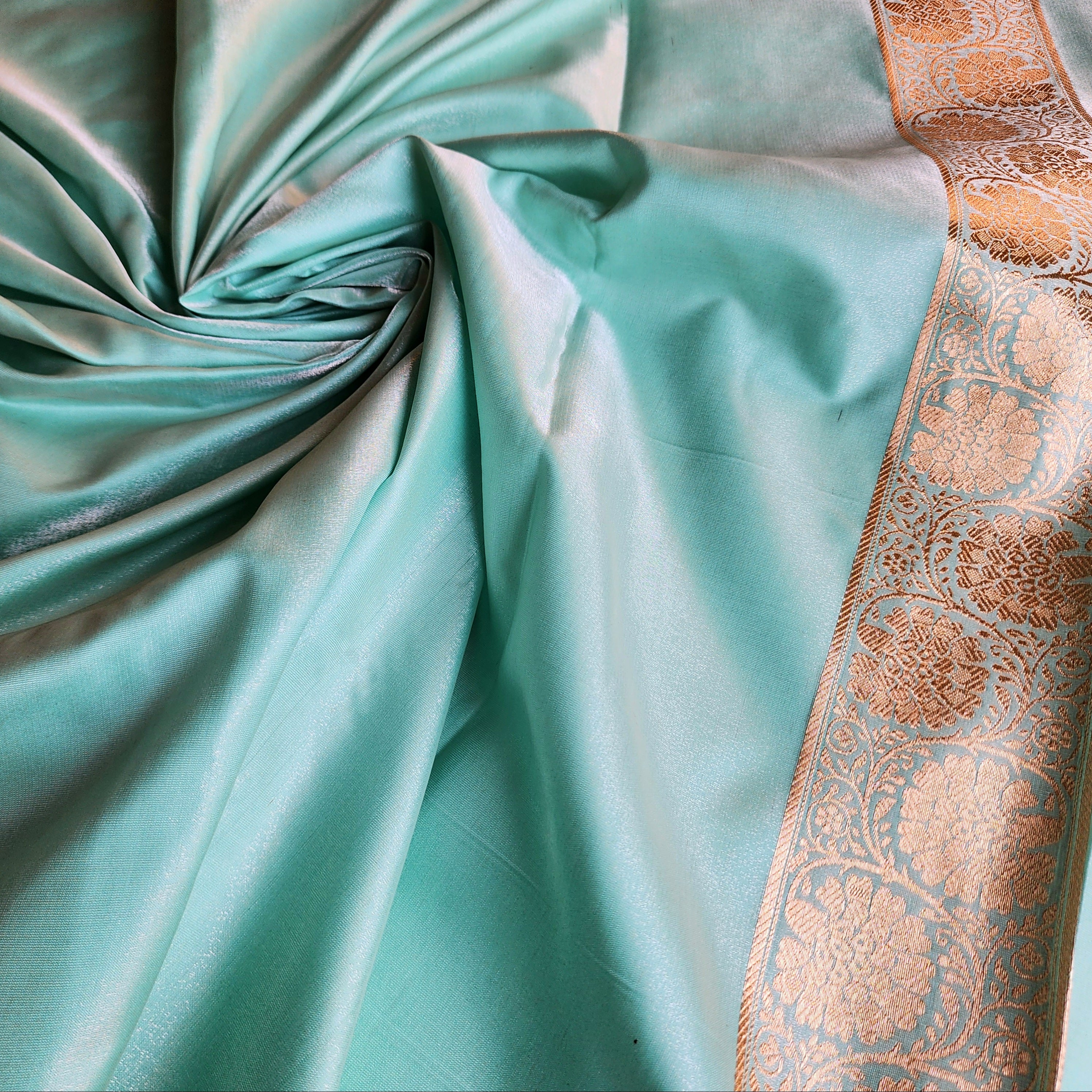 Rich Sea Green Banarasi Silk Saree with Gold Zari Weaving