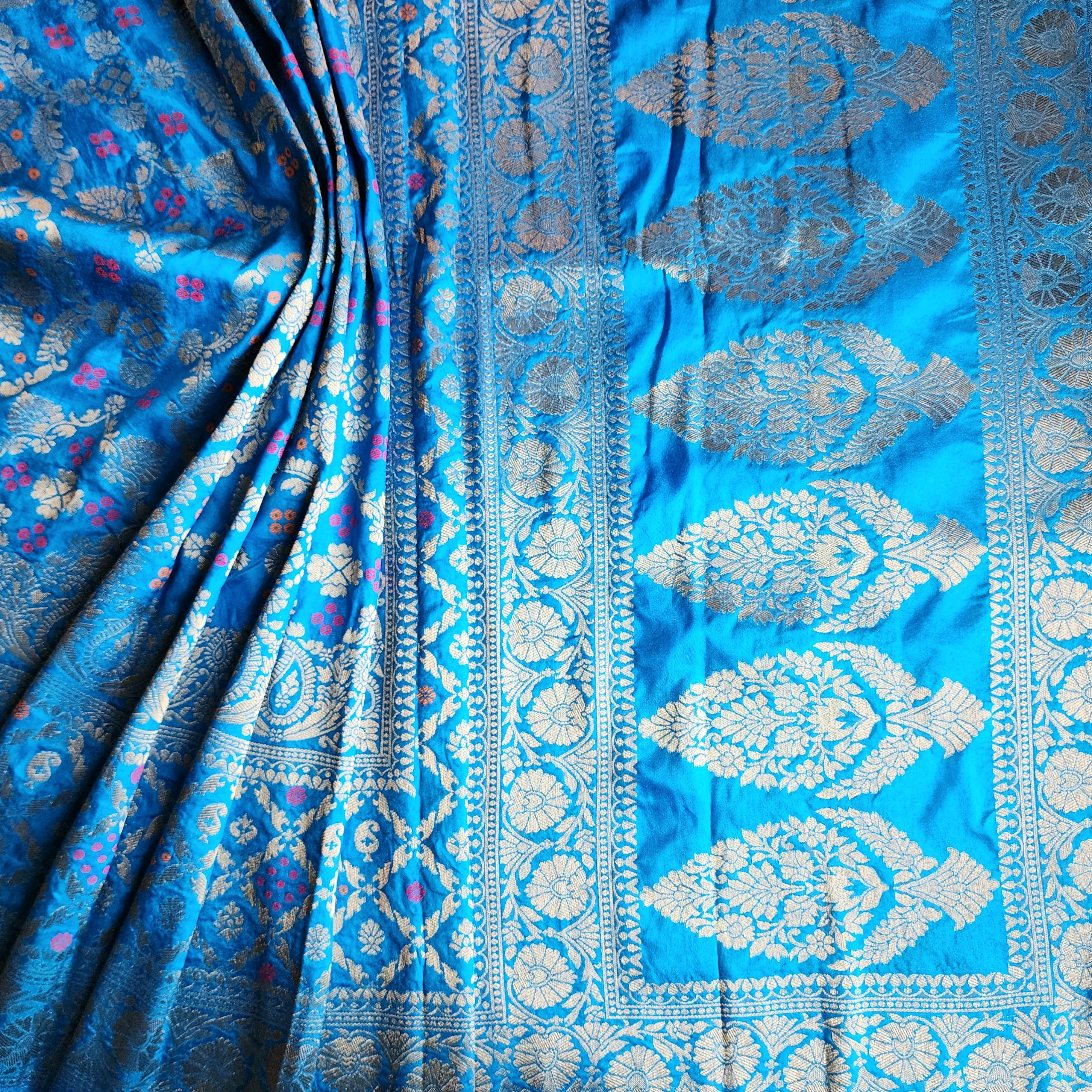 Electric Blue Bandhani Dupatta with Floral and Geometric Zari Weave