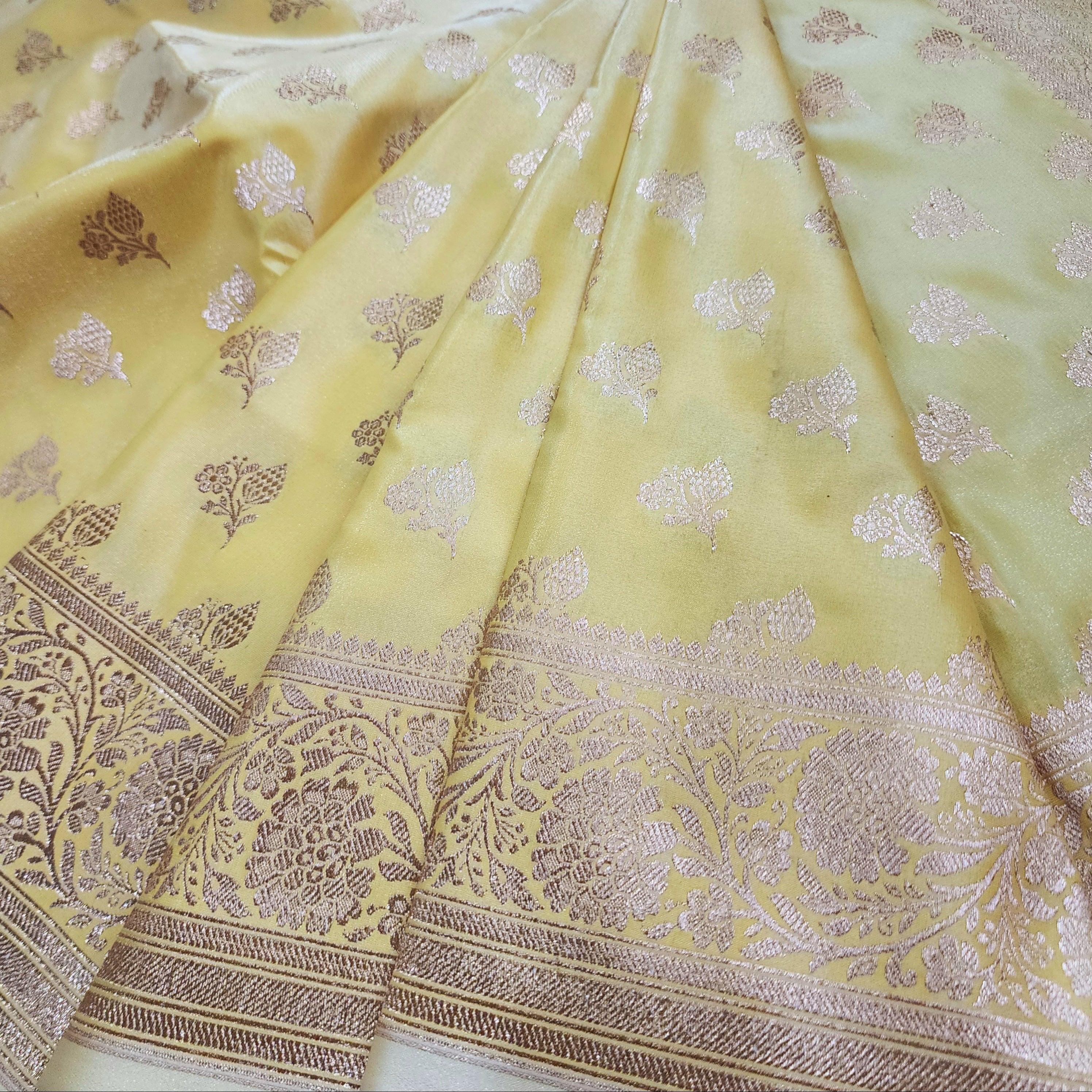 Rich Lemon Yellow Banarasi Silk Saree with Gold Zari Weaving
