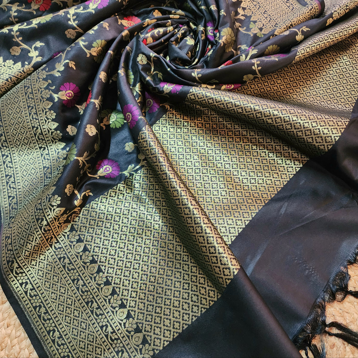 Banarasi Silk Floral Jaal Dupatta - Midnight