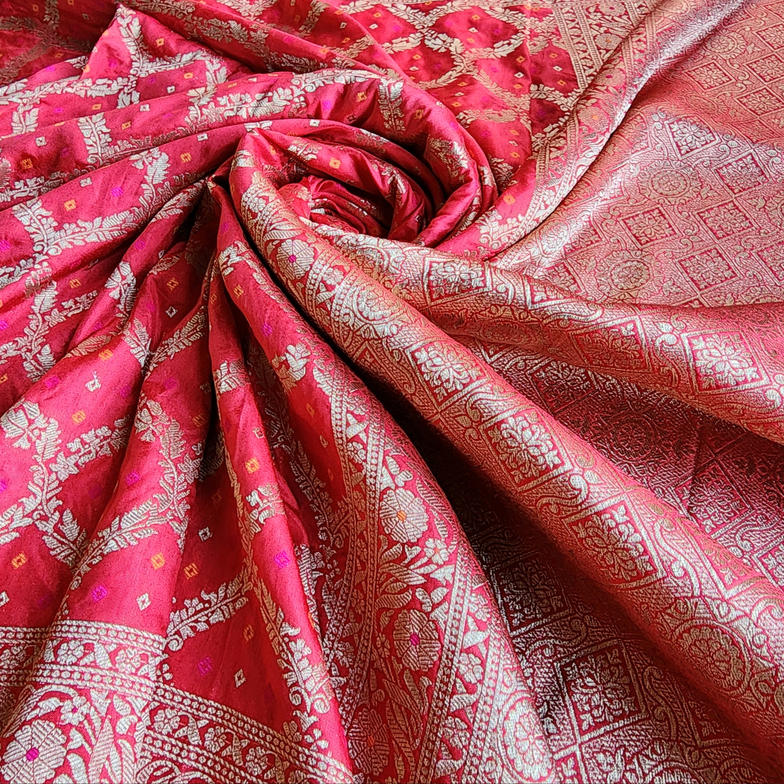 Crimson Red Bandhani Dupatta with Traditional Jaal