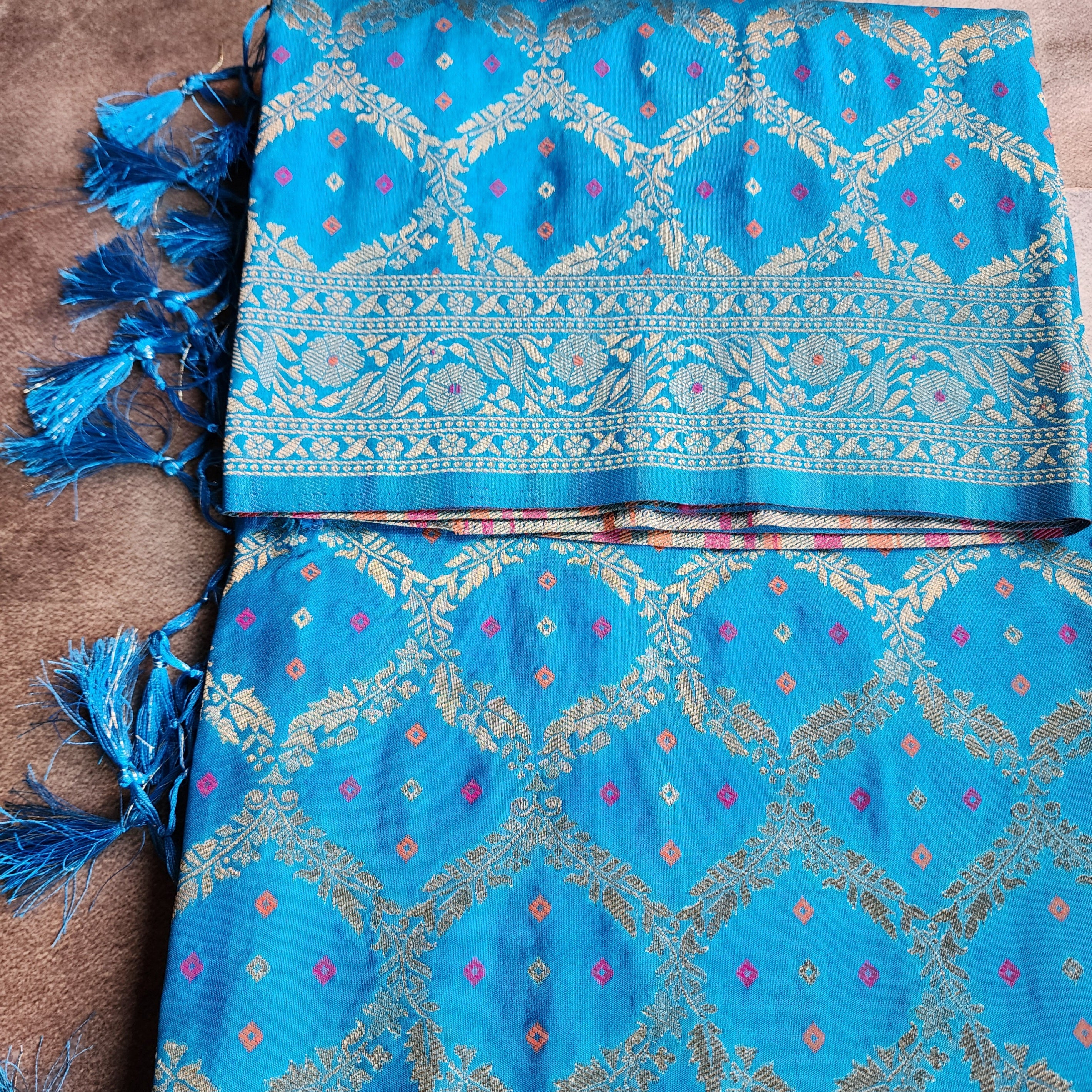 Sky Blue Bandhani Dupatta with Traditional Jaal