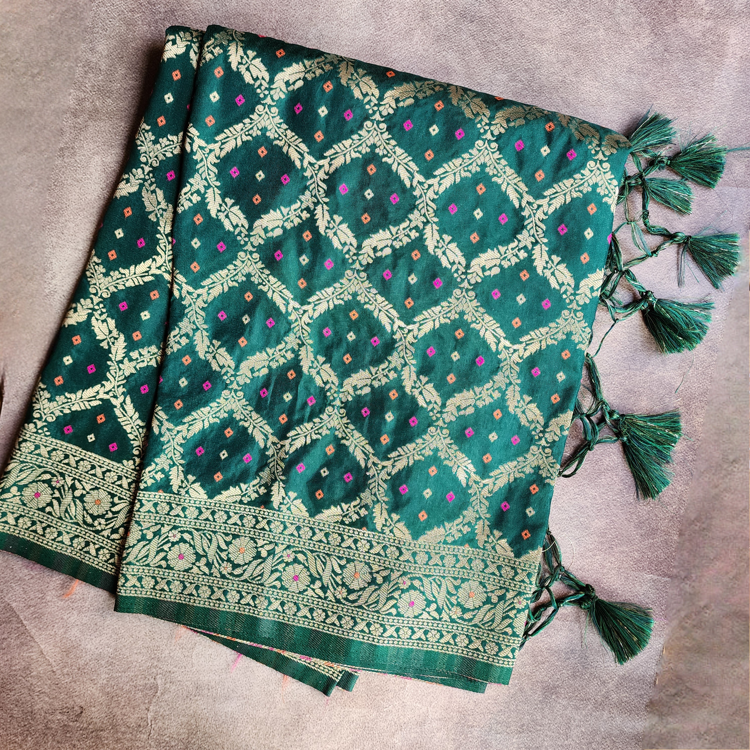 Bottle Green Bandhani Dupatta with Traditional Jaal