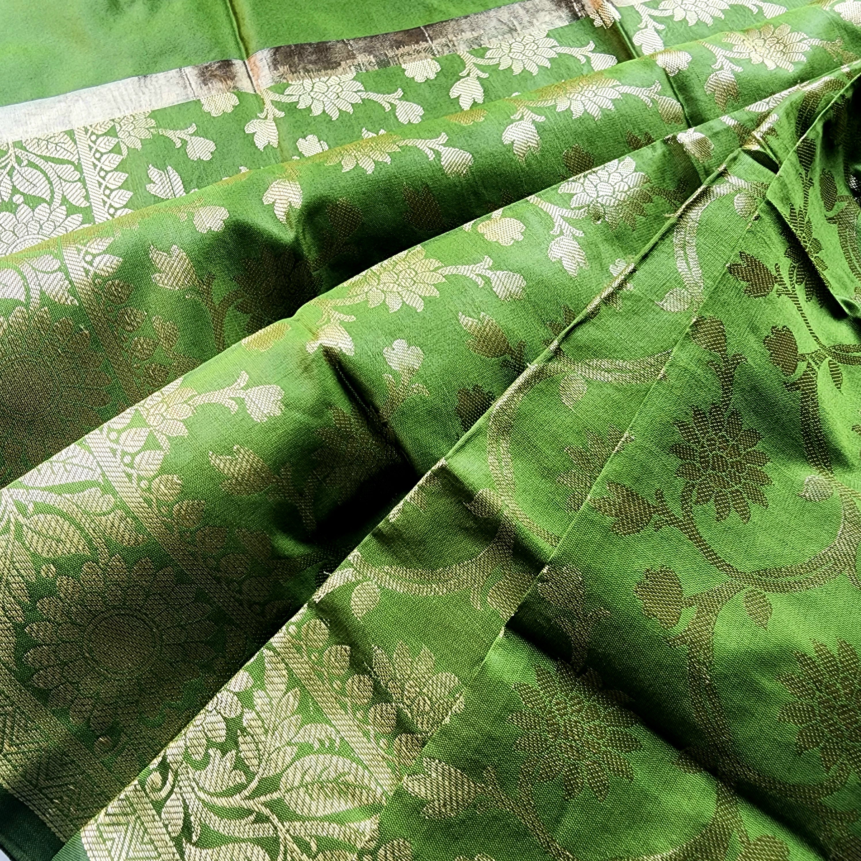 Parrot Green Banarasi Tapetta Silk Dupatta with Gold Floral Zari Weave