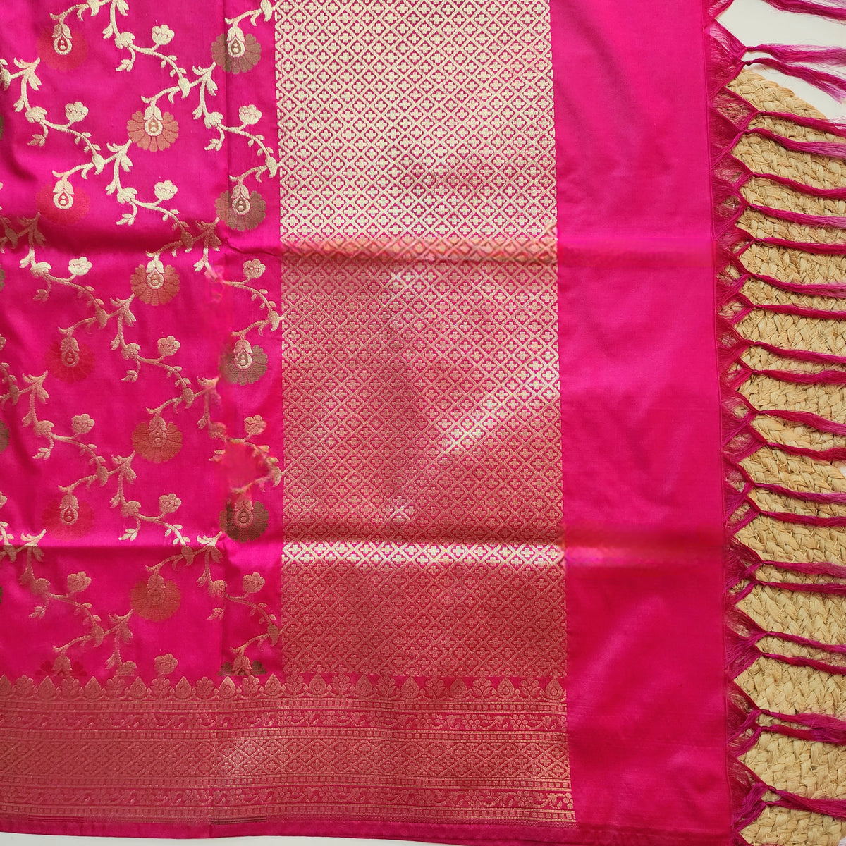 Banarasi Silk Floral Jaal Dupatta - Deep Fuchsia