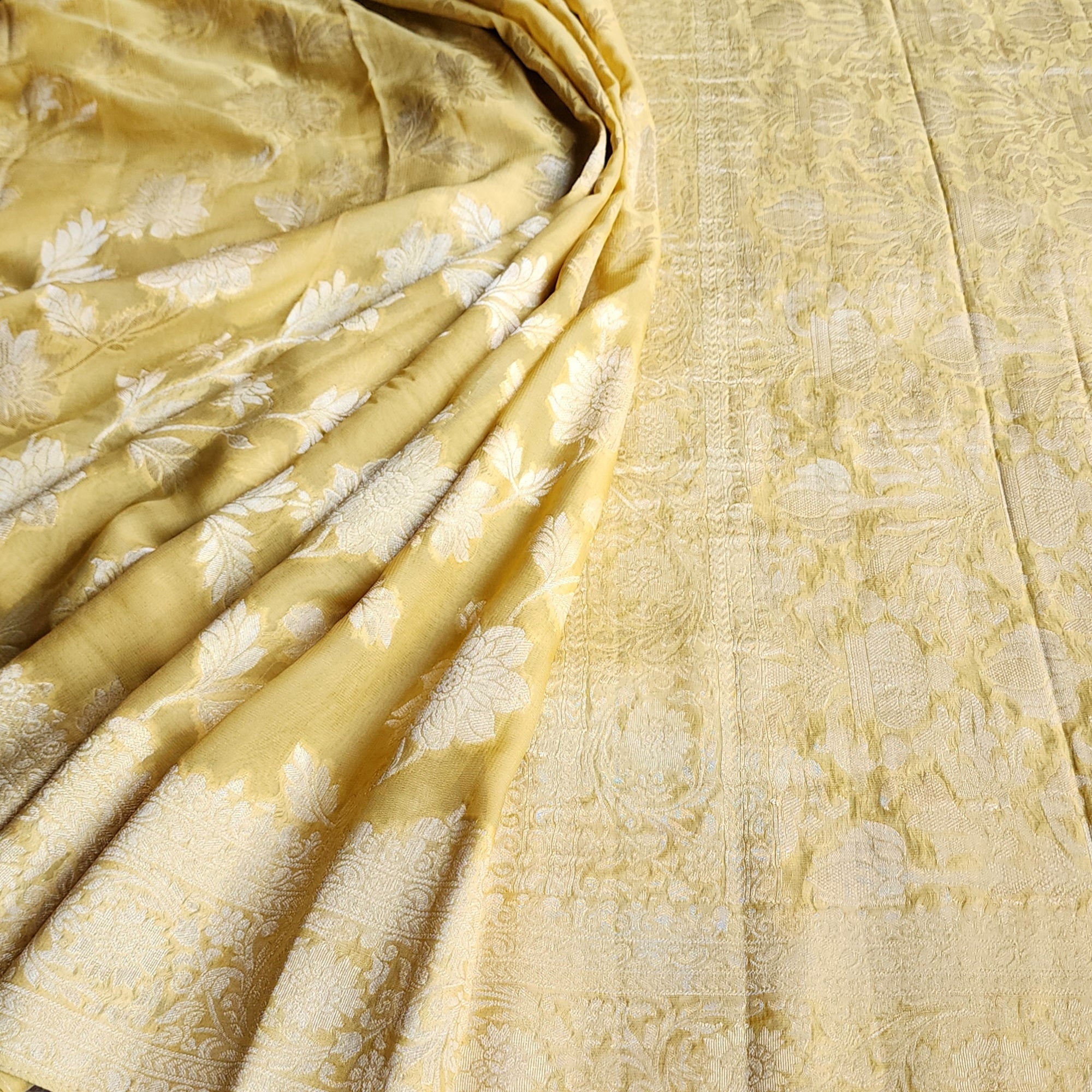 Khaddi Georgette Pure Banarasi Saree in Shade of Yellow