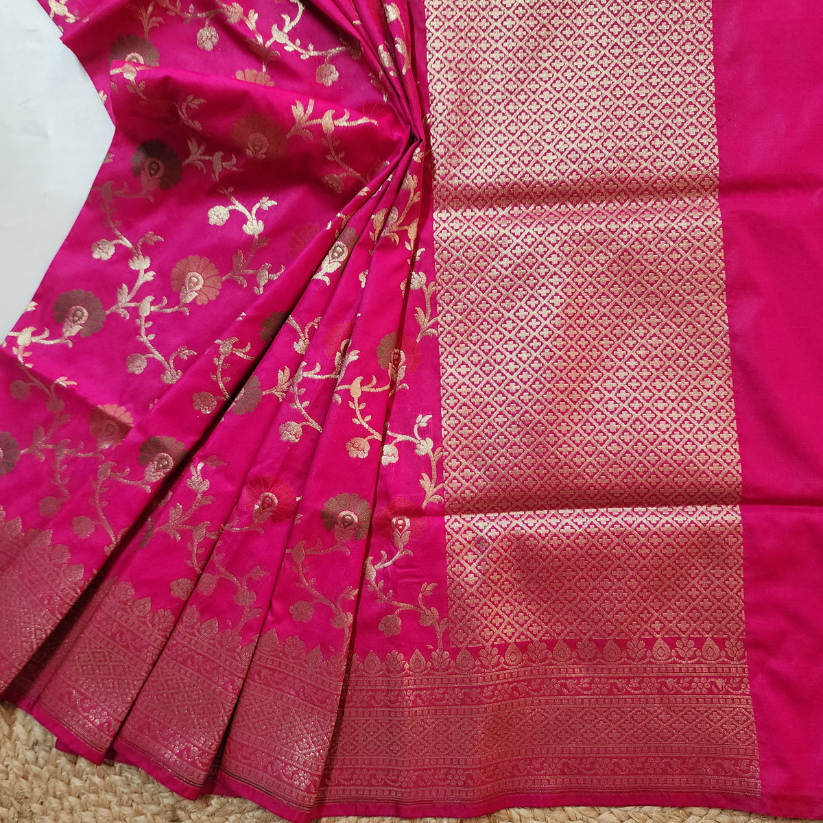Banarasi Silk Floral Jaal Dupatta - Deep Fuchsia