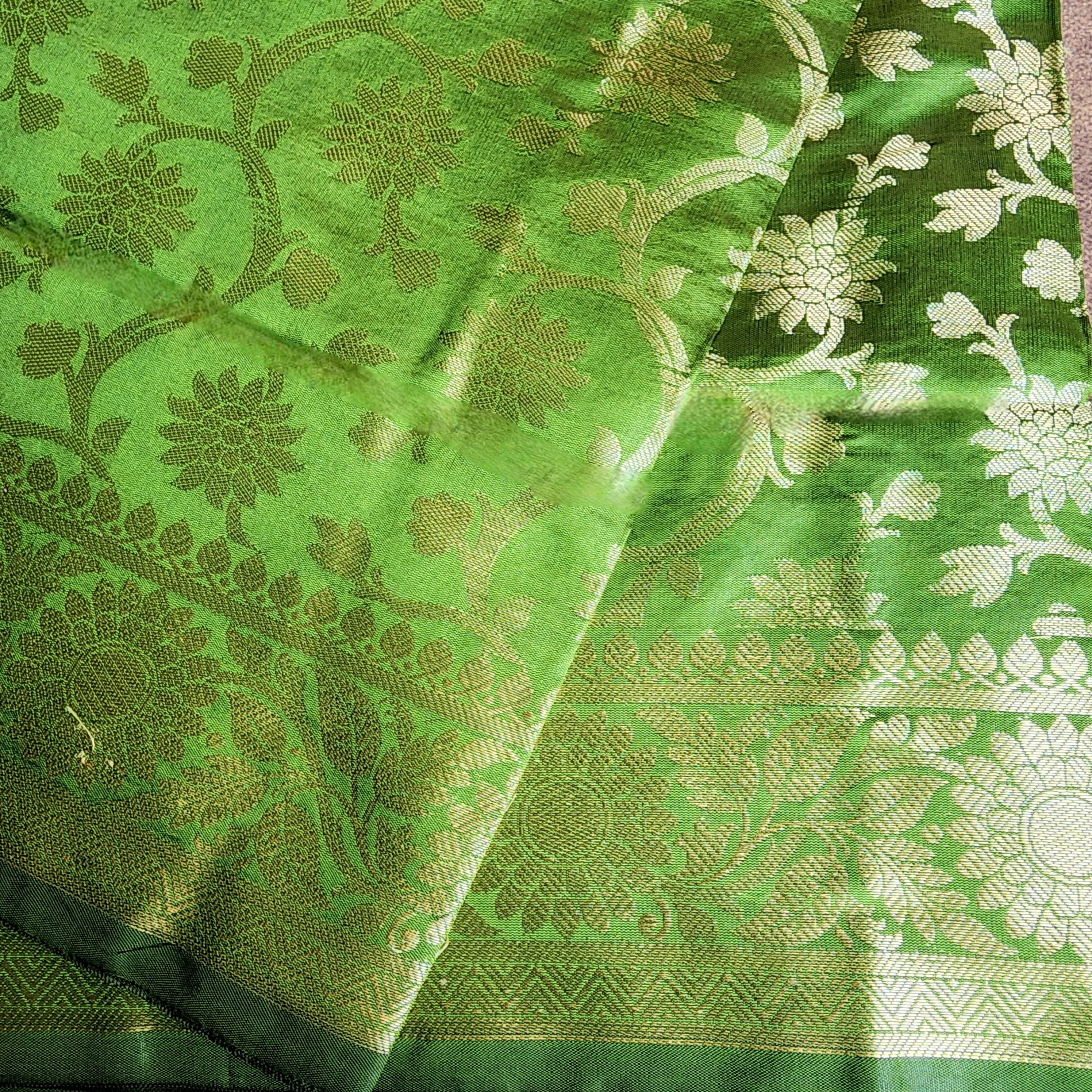 Parrot Green Banarasi Tapetta Silk Dupatta with Gold Floral Zari Weave
