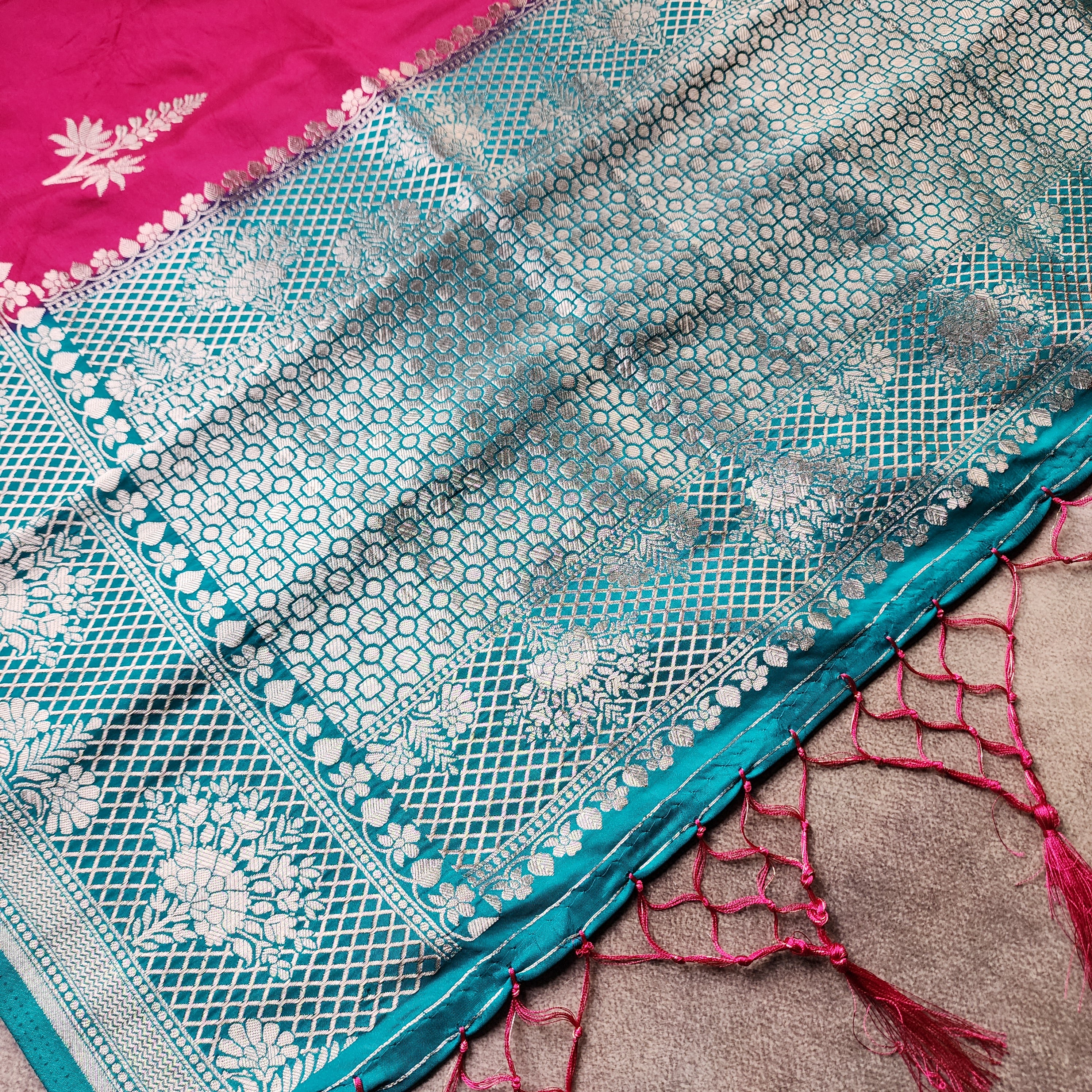 Deep Fuchsia Crepe Georgette Silk Saree with Contrast Turquoise Border