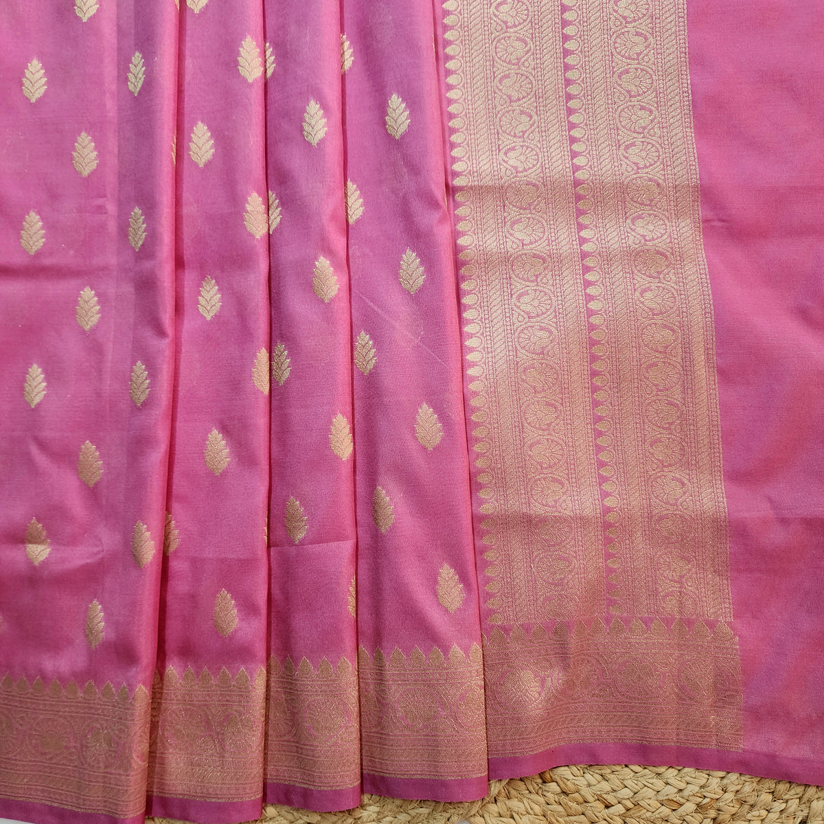 Dusty Rose Banarasi Tapetta Silk Leaf Weave Dupatta