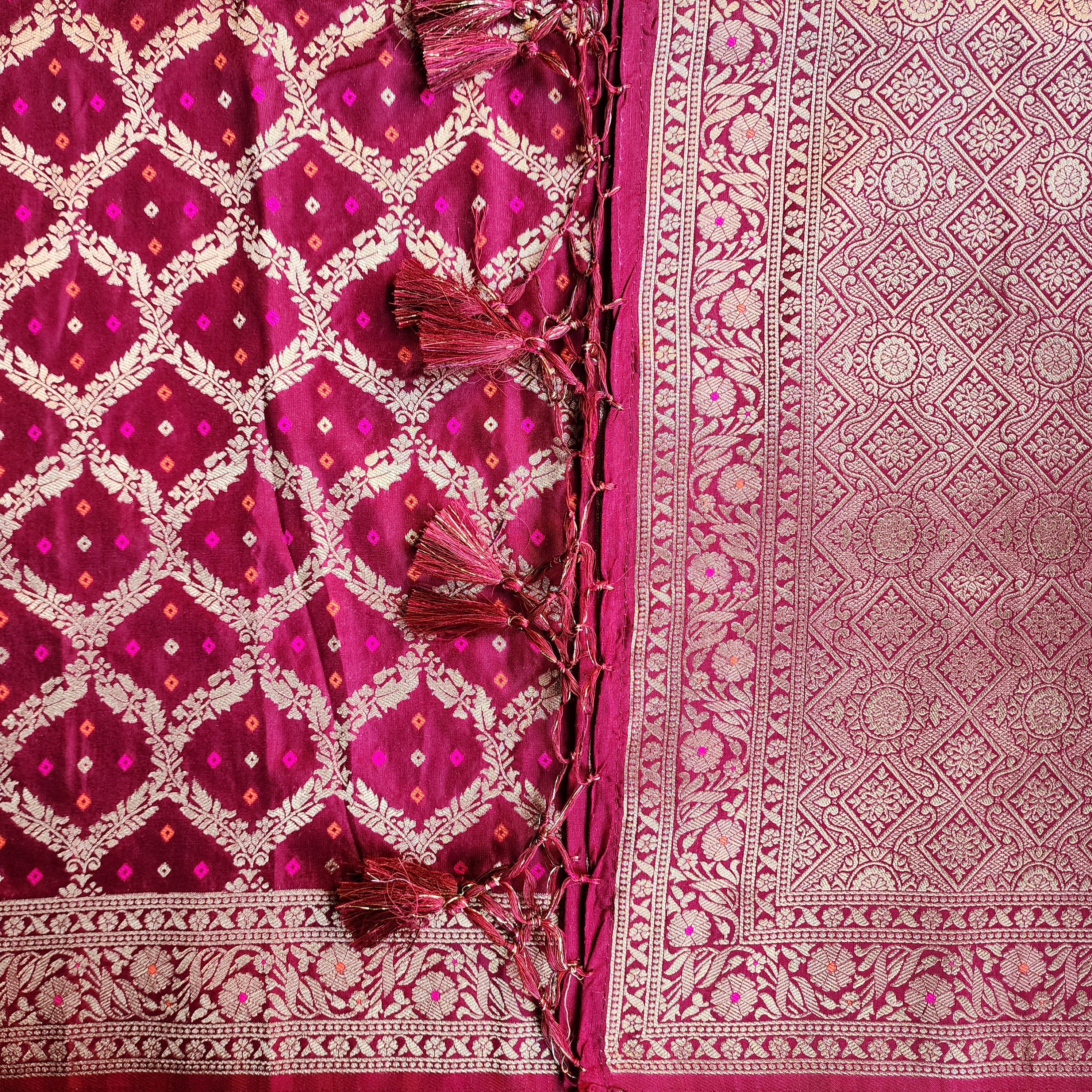 Wine Bandhani Dupatta with Traditional Jaal