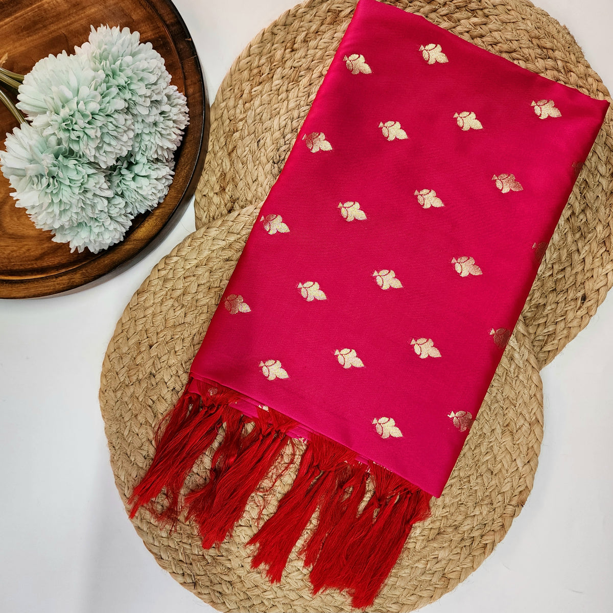 Rani Pink Banarasi Tapetta Silk Leaf Weave Dupatta