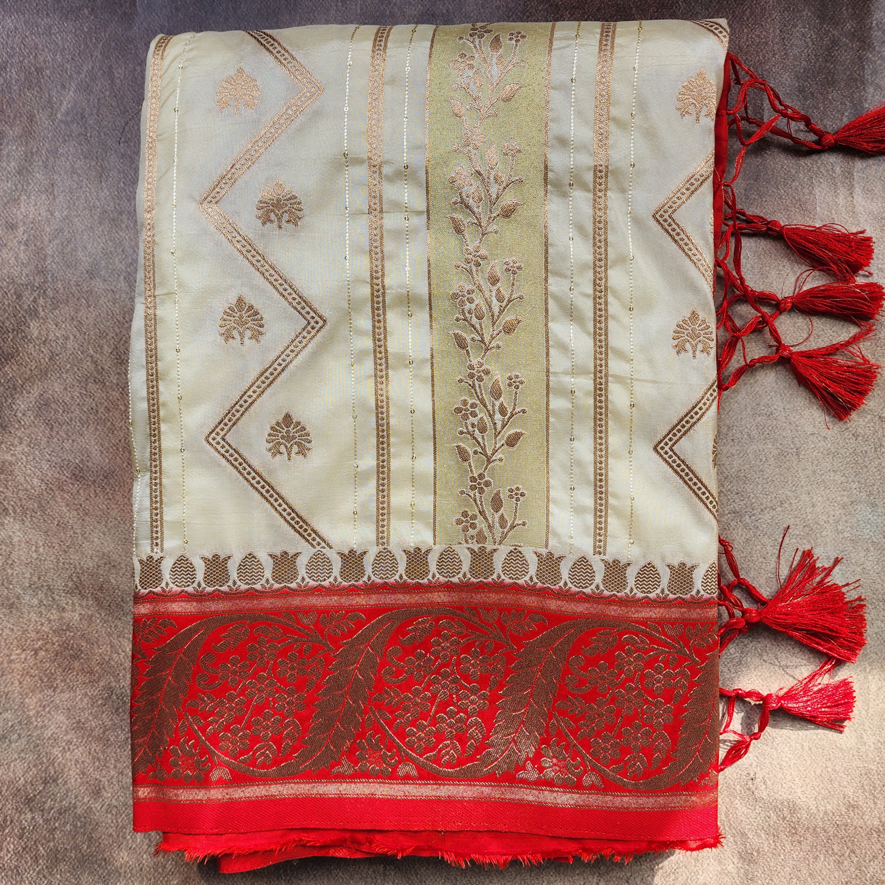 Rich White Crepe Georgette Silk Saree with Red Border and Gold Zari Detailing