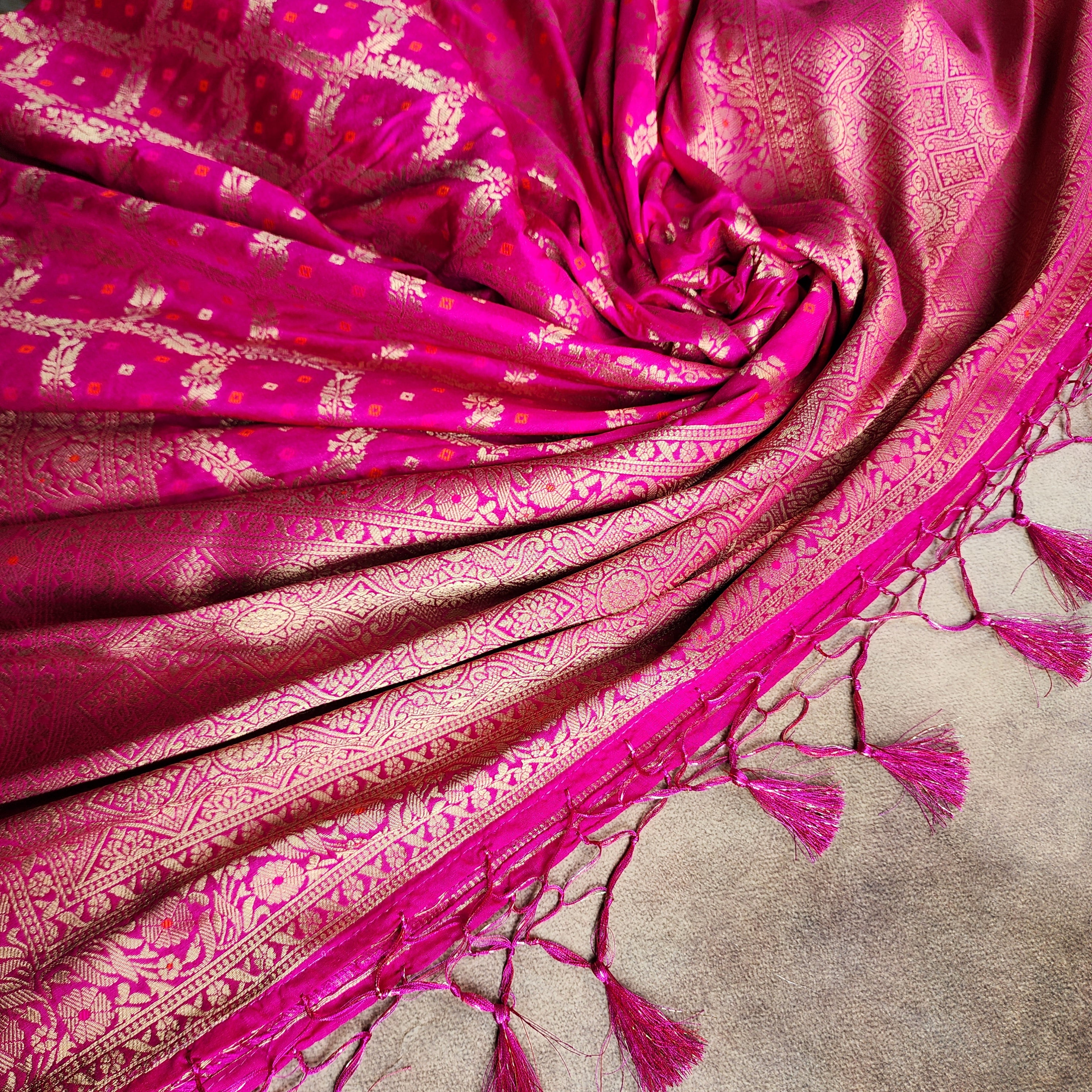 Fuchsia Pink Bandhani Dupatta with Traditional Jaal