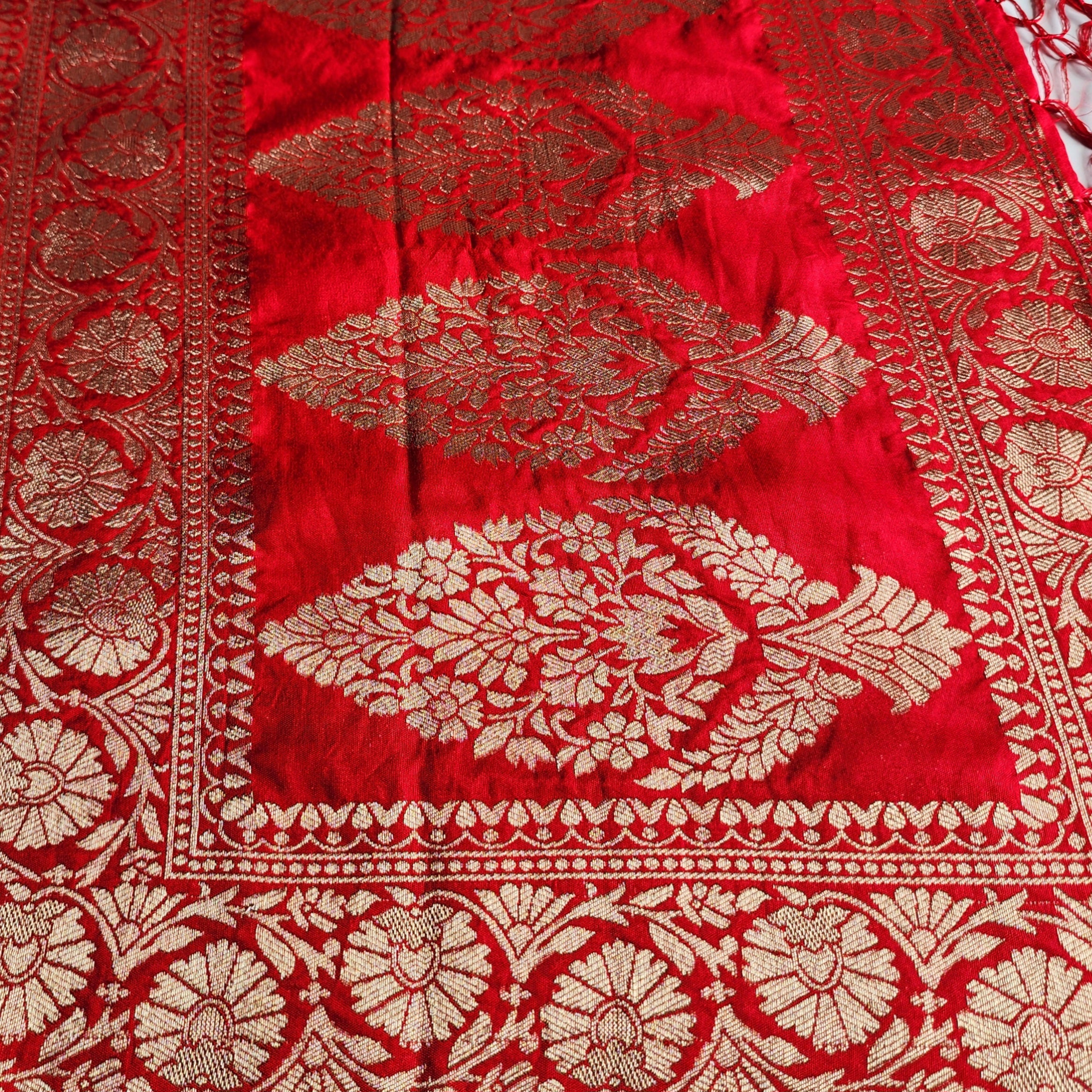 Deep Ruby Red Bandhani Dupatta with Floral and Geometric Zari Weave