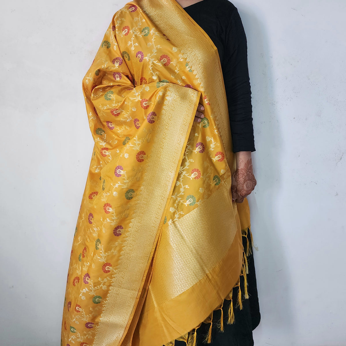 Banarasi Silk Floral Jaal Dupatta - Mustard Gold