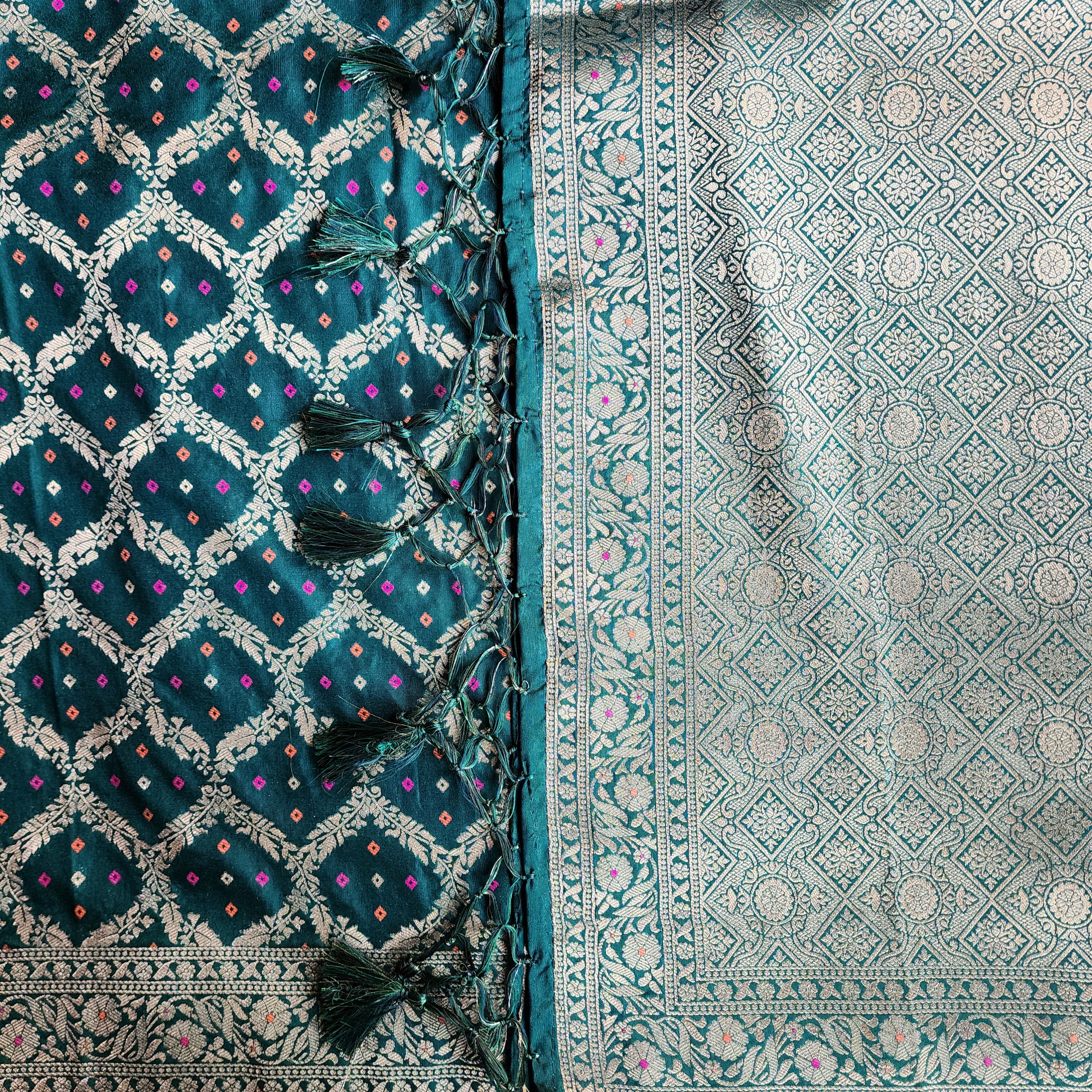Bottle Green Bandhani Dupatta with Traditional Jaal