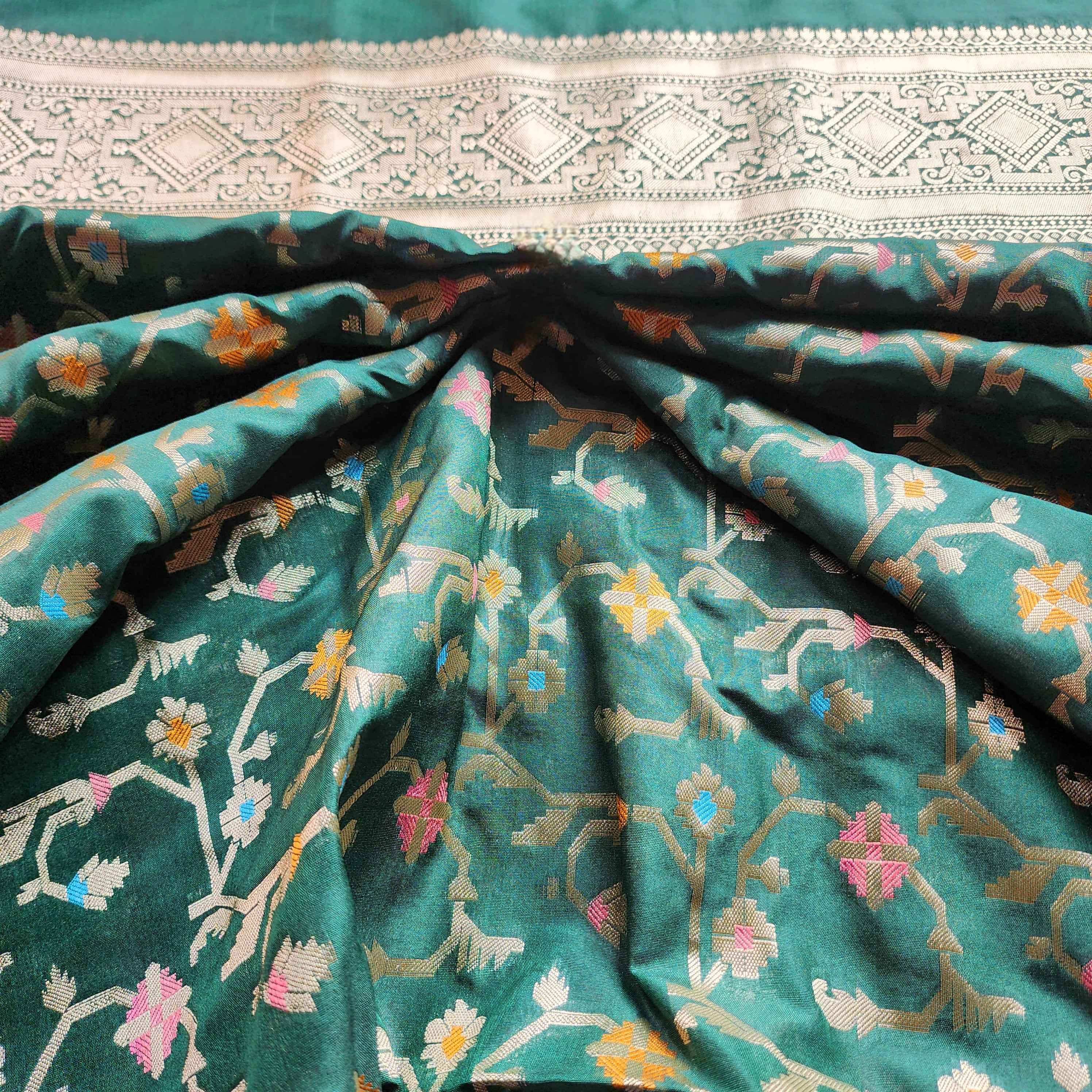 Golden Grid Banarasi Silk Dupatta with Meenakari Work in Dark Bottle Green