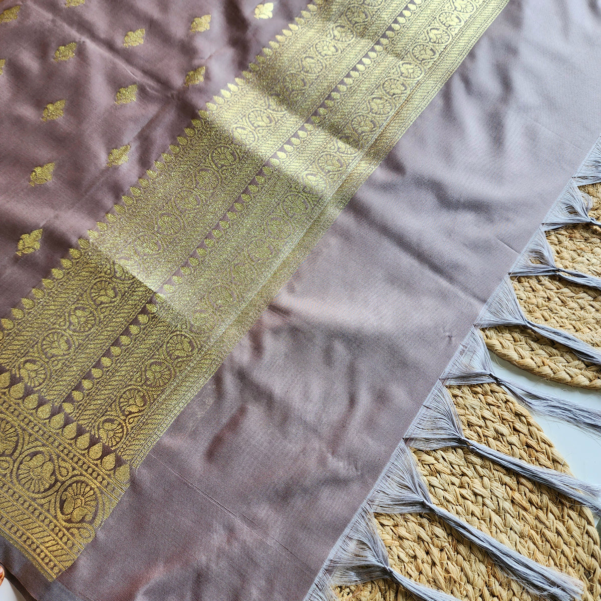 Mauve Banarasi Tapetta Silk Leaf Weave Dupatta