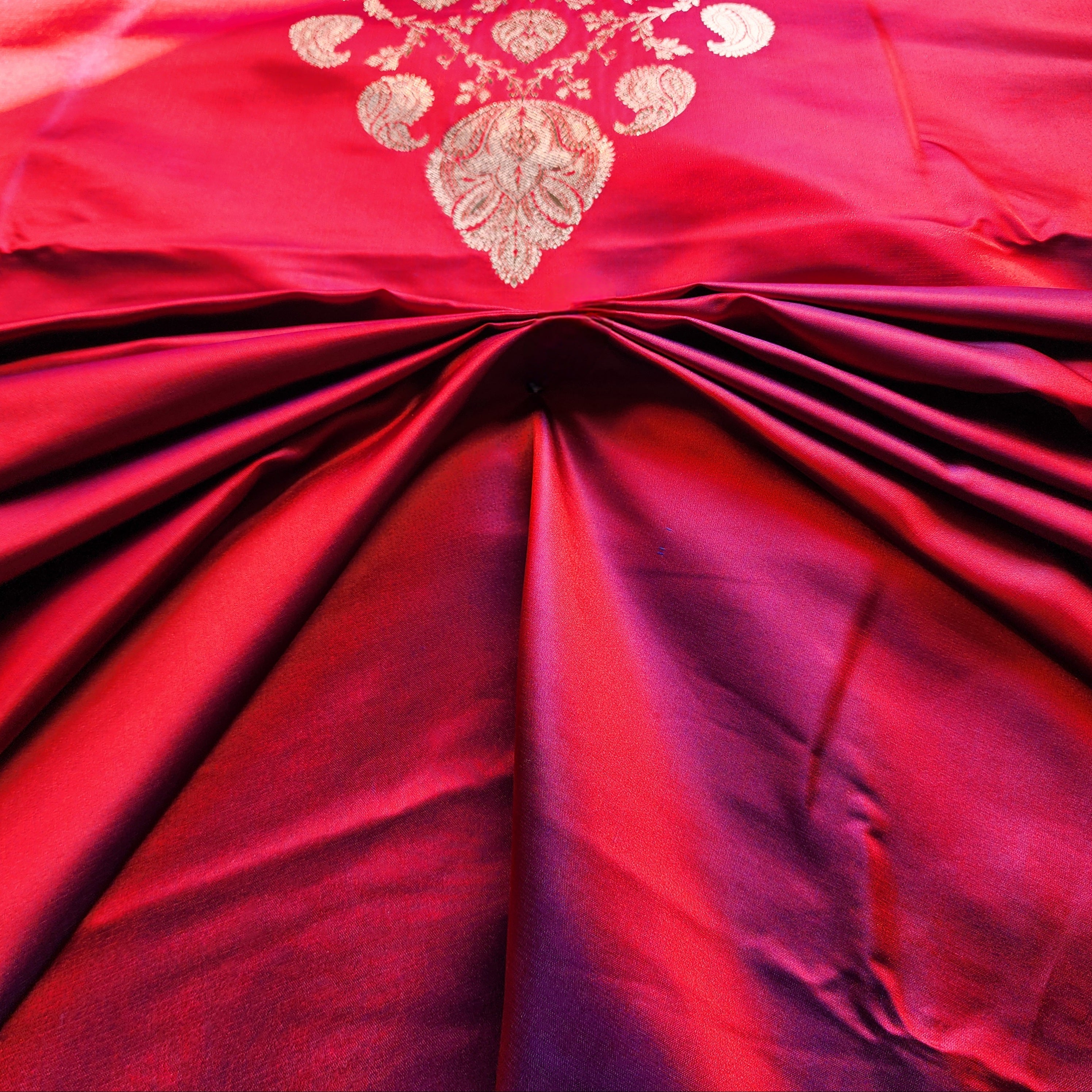 Dhoop Chhaon Raspberry Banarasi Katan Silk Saree