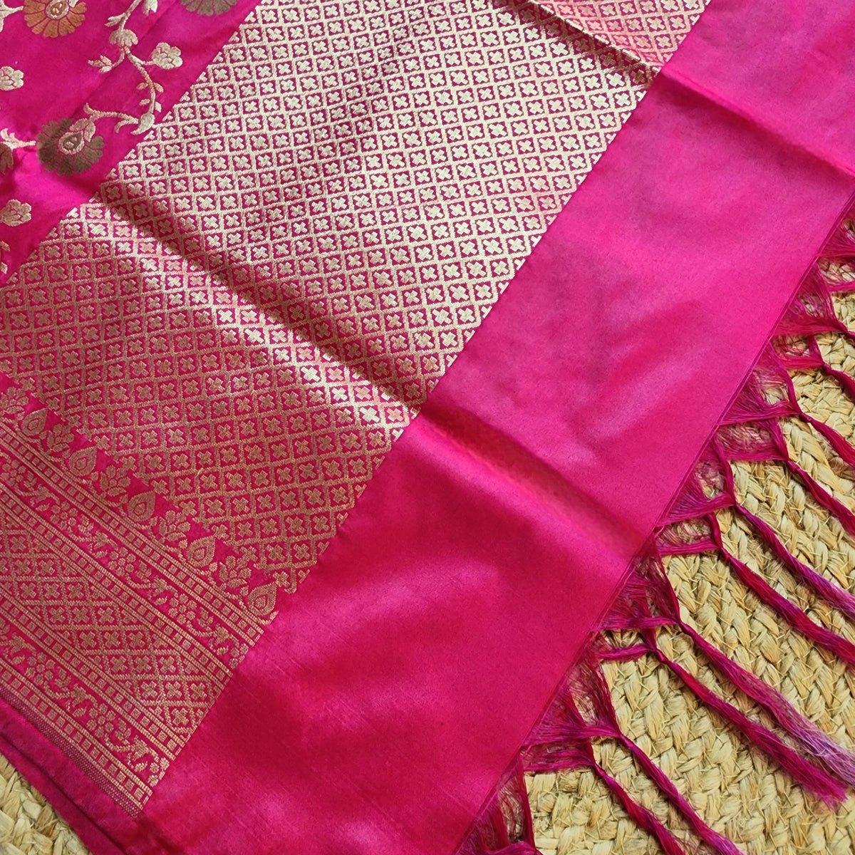 Banarasi Silk Floral Jaal Dupatta - Deep Fuchsia