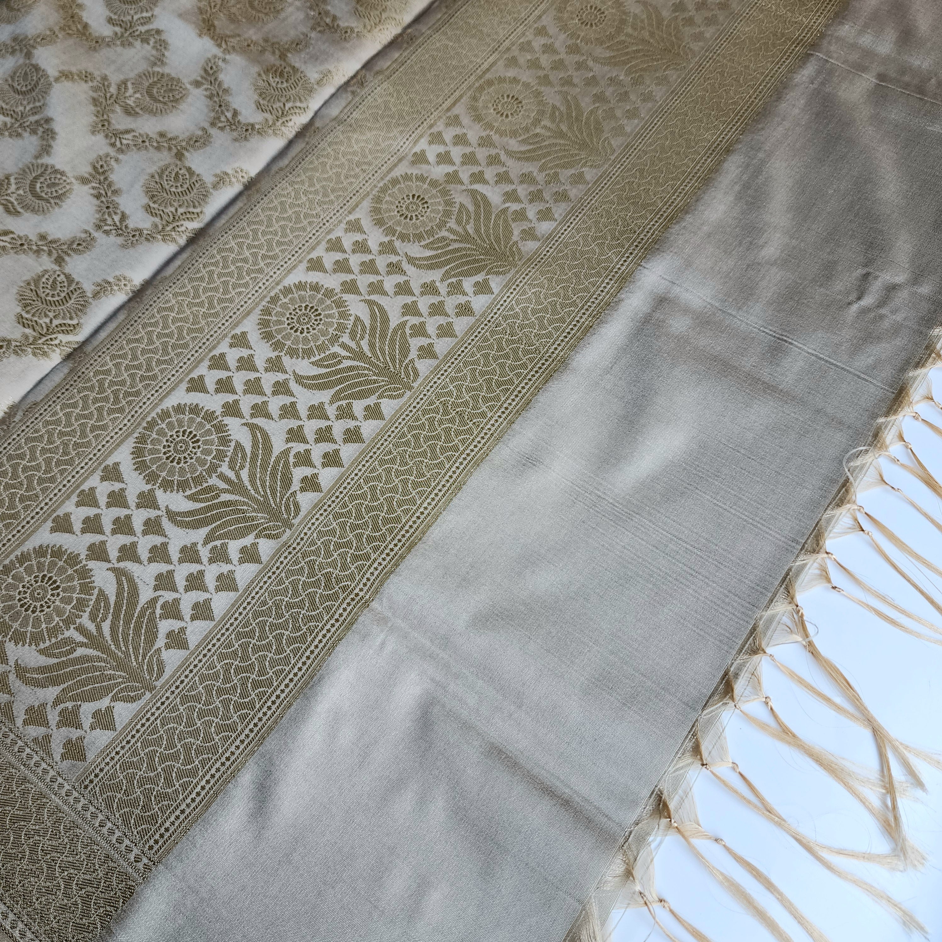 Platinum Grey Floral Jaal Dupatta with Mughal-Inspired Zari Border