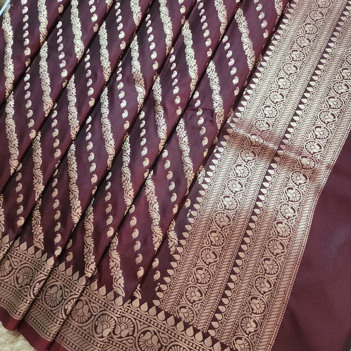 Deep Burgundy - Banarasi Leheriya Style Dupatta