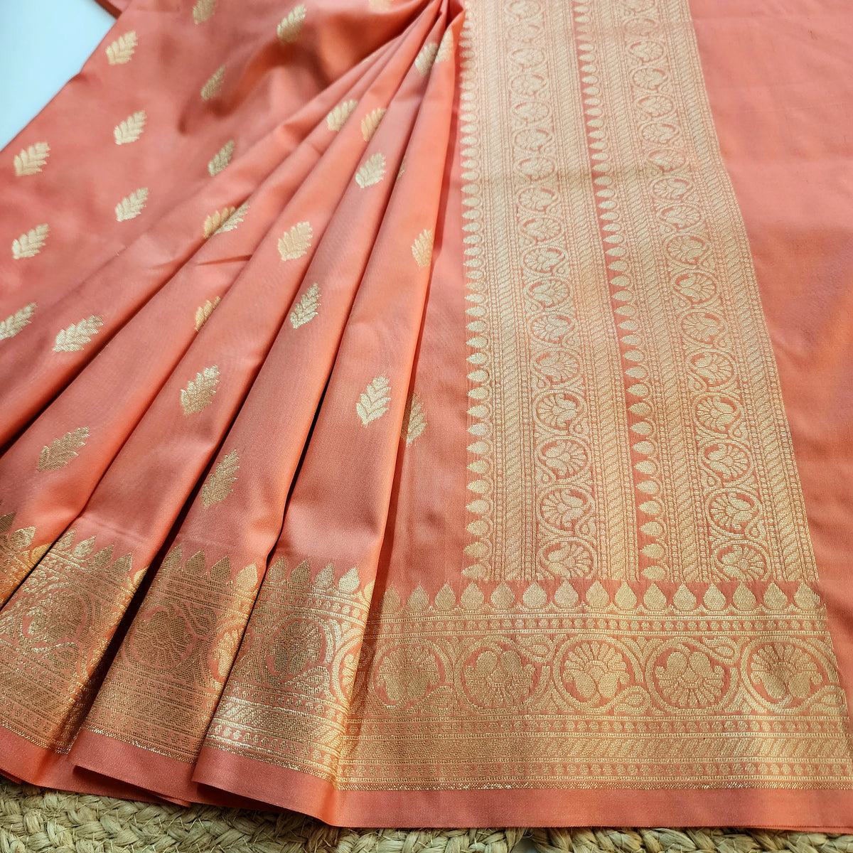 Peach Banarasi Tapetta Silk Leaf Weave Dupatta