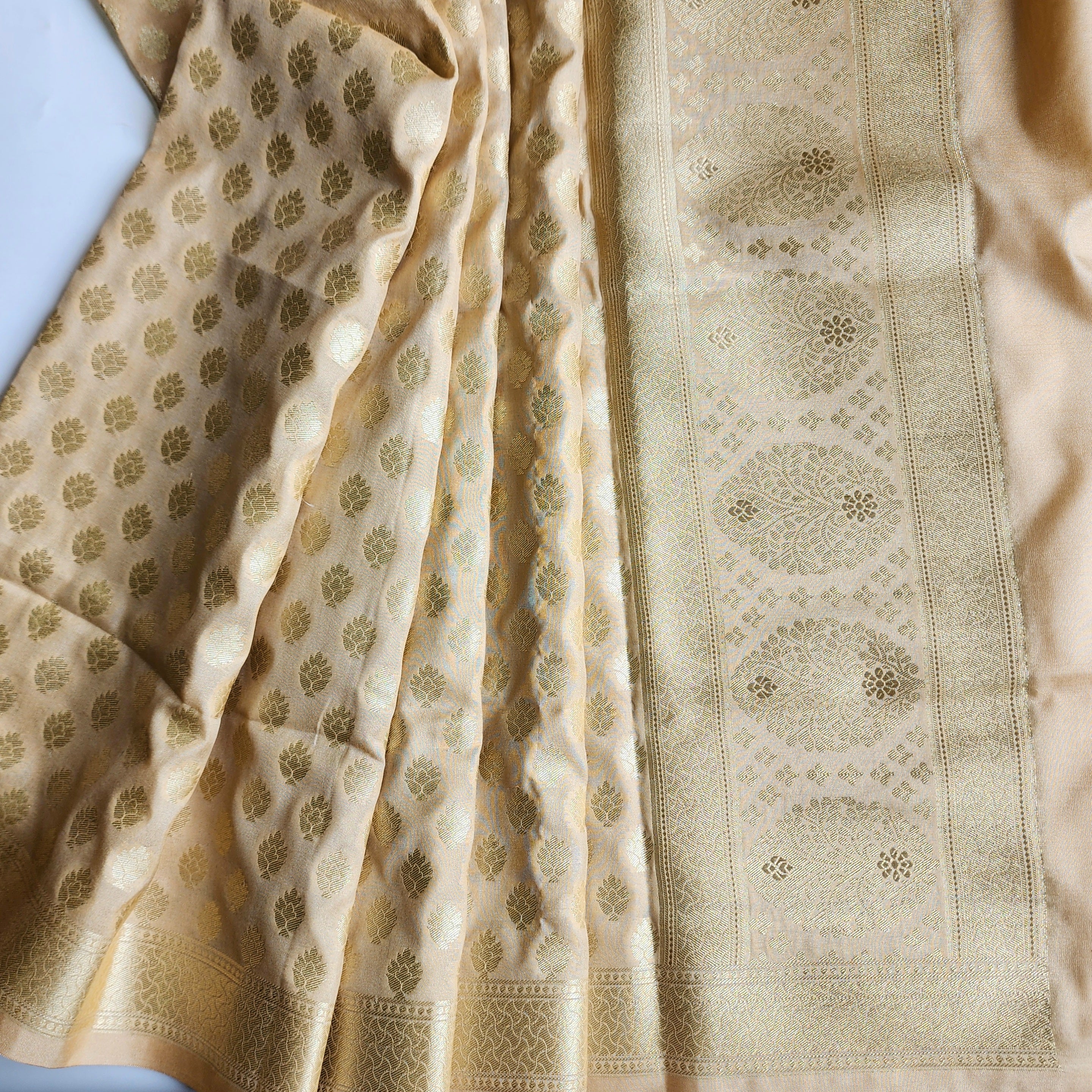 Champagne Beige Banarasi Tapetta Silk Dupatta with Gold Floral Zari Weave