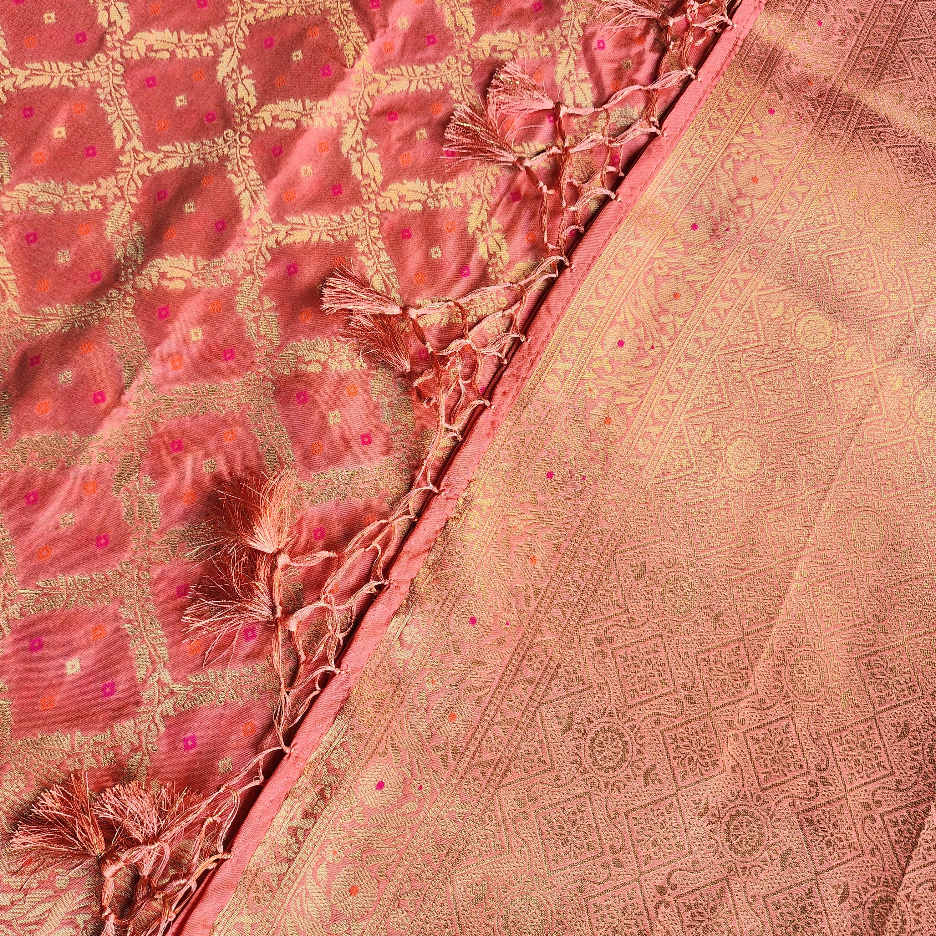 Peach Bandhani Dupatta with Traditional Jaal