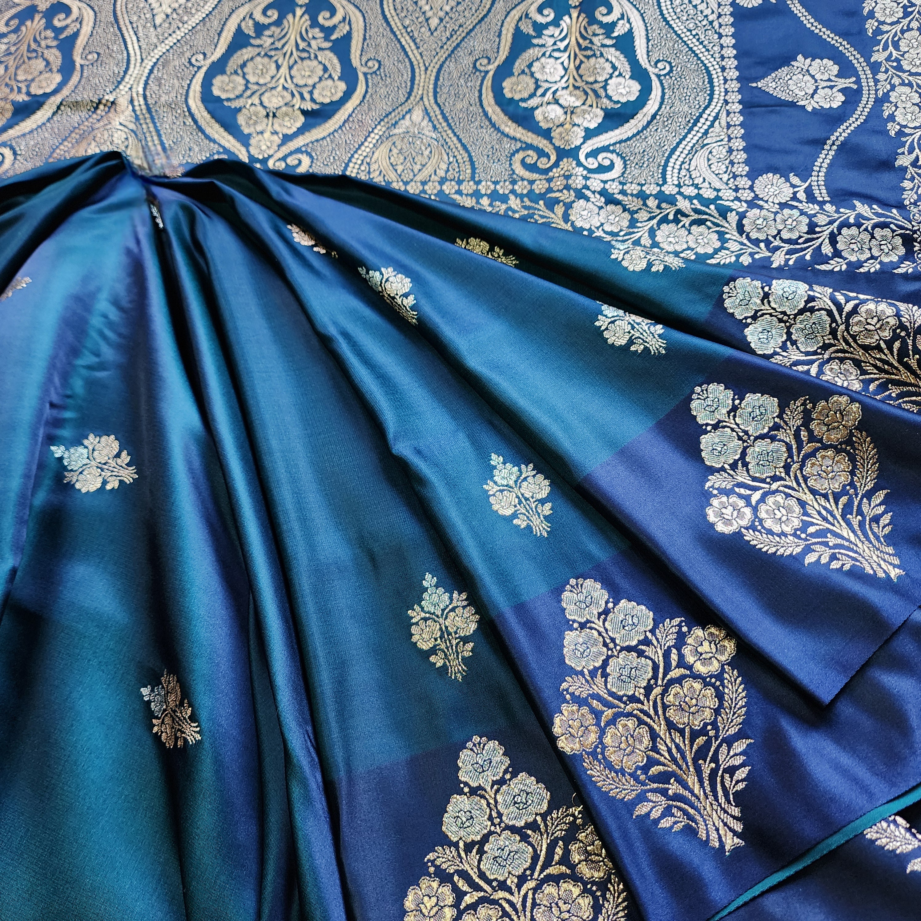 Dual-Tone Peacock Blue Pure Banarasi Katan Silk Saree