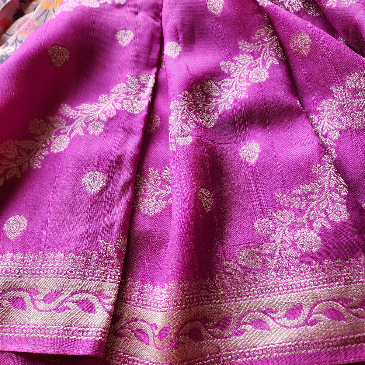 Soft Lavender Orchid Raw Silk Saree with Pastel Floral Weaving and Ivory Border