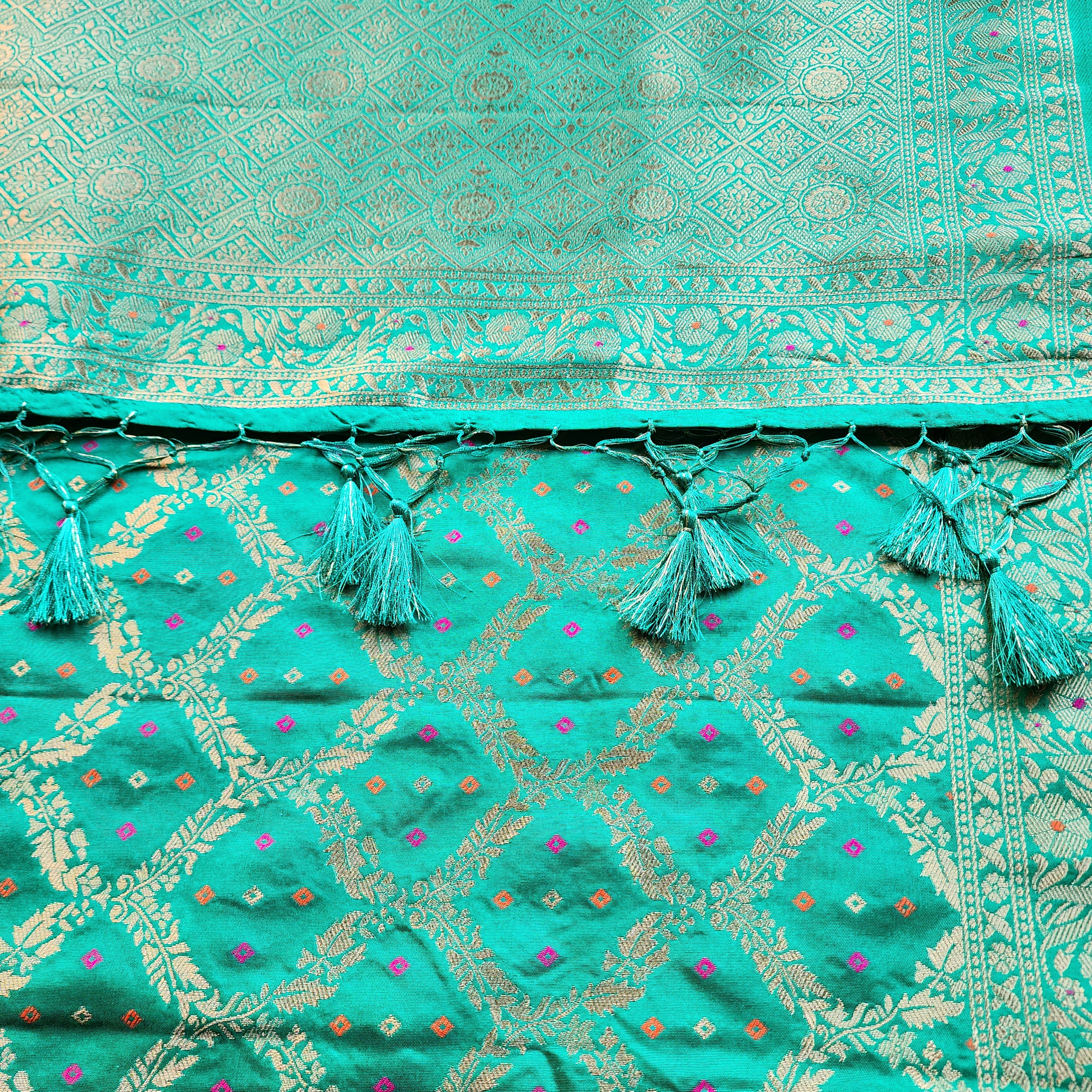 Aqua Green Bandhani Dupatta with Traditional Jaal
