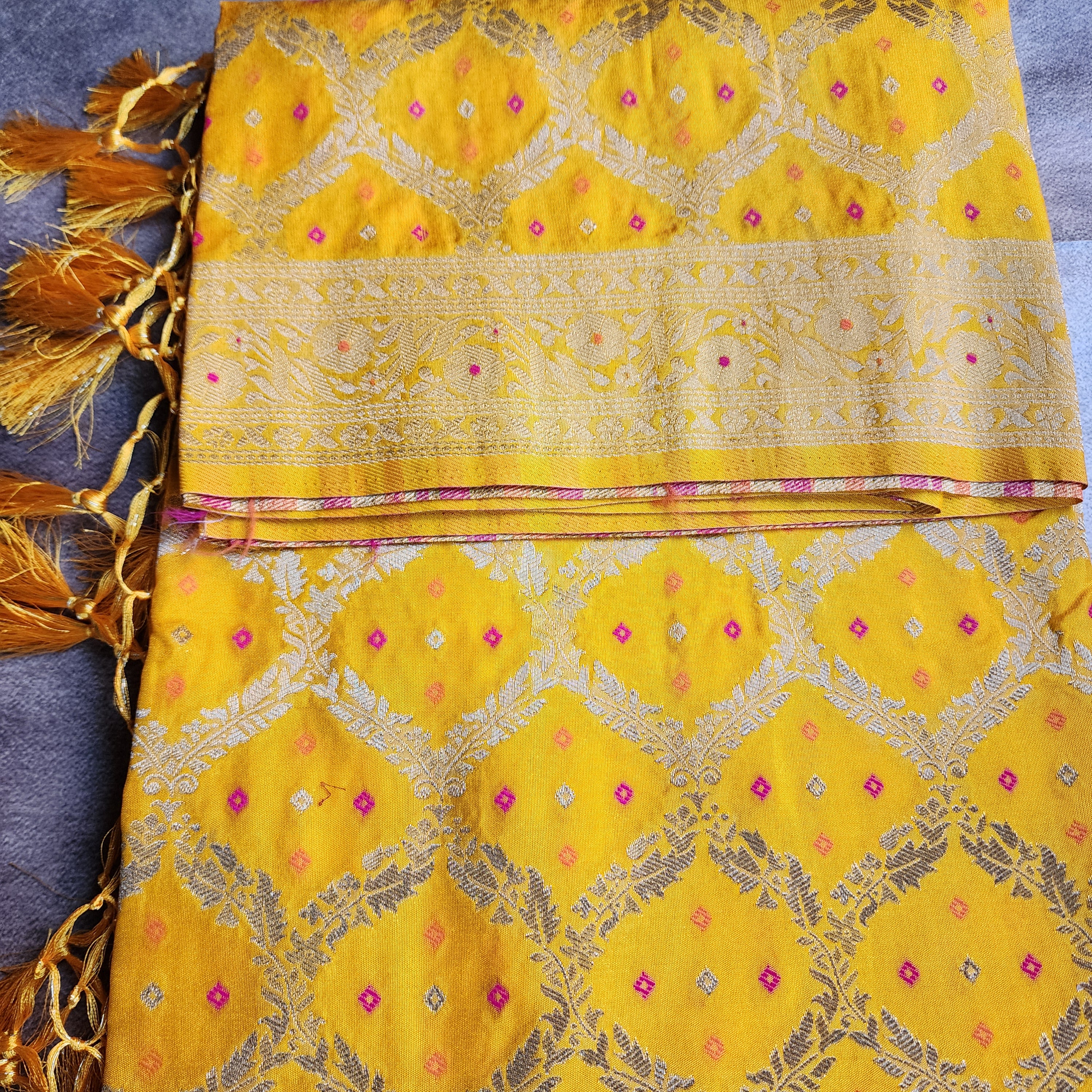 Mustard Yellow Bandhani Dupatta with Traditional Jaal