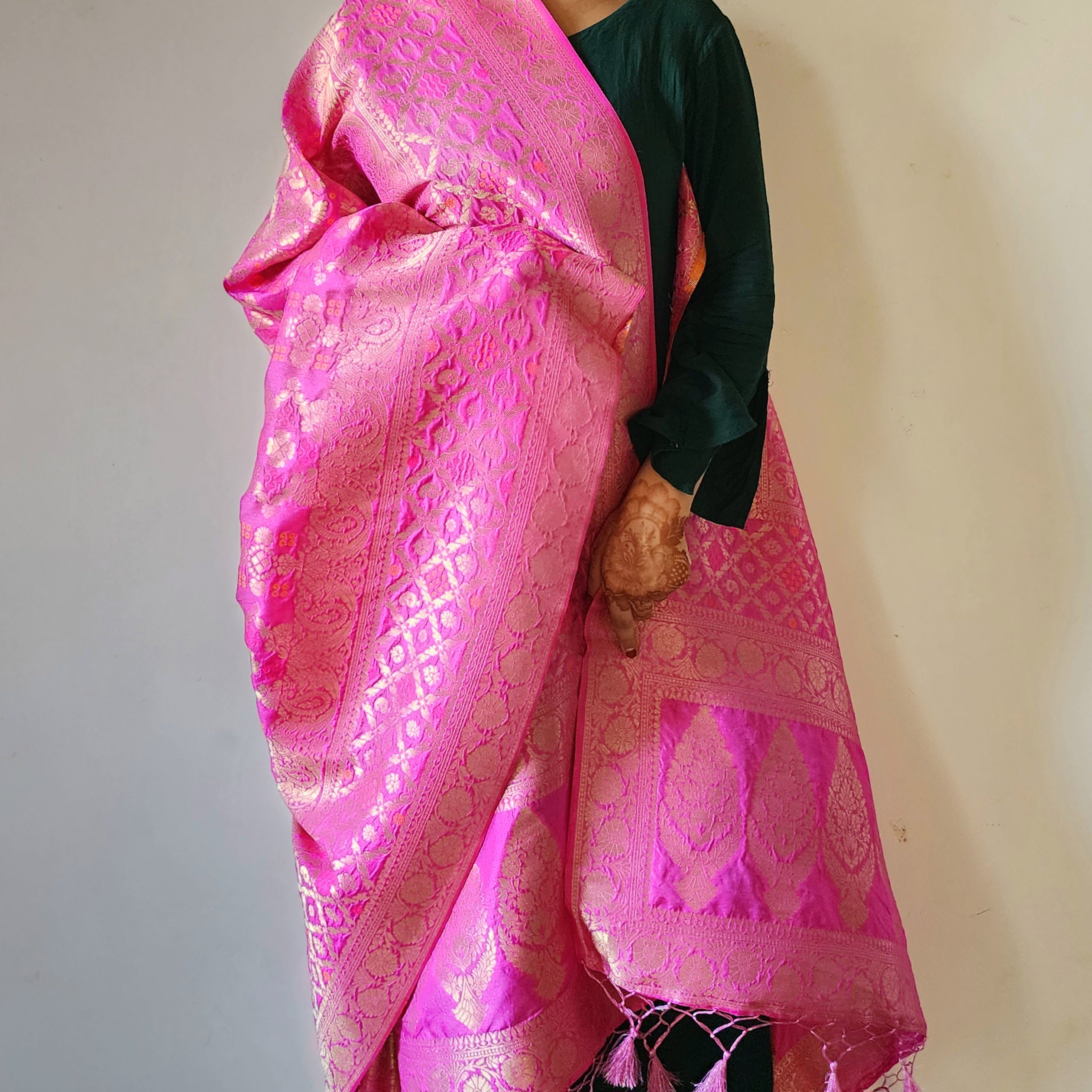 Orchid Purple Bandhani Dupatta with Floral and Geometric Zari Weave