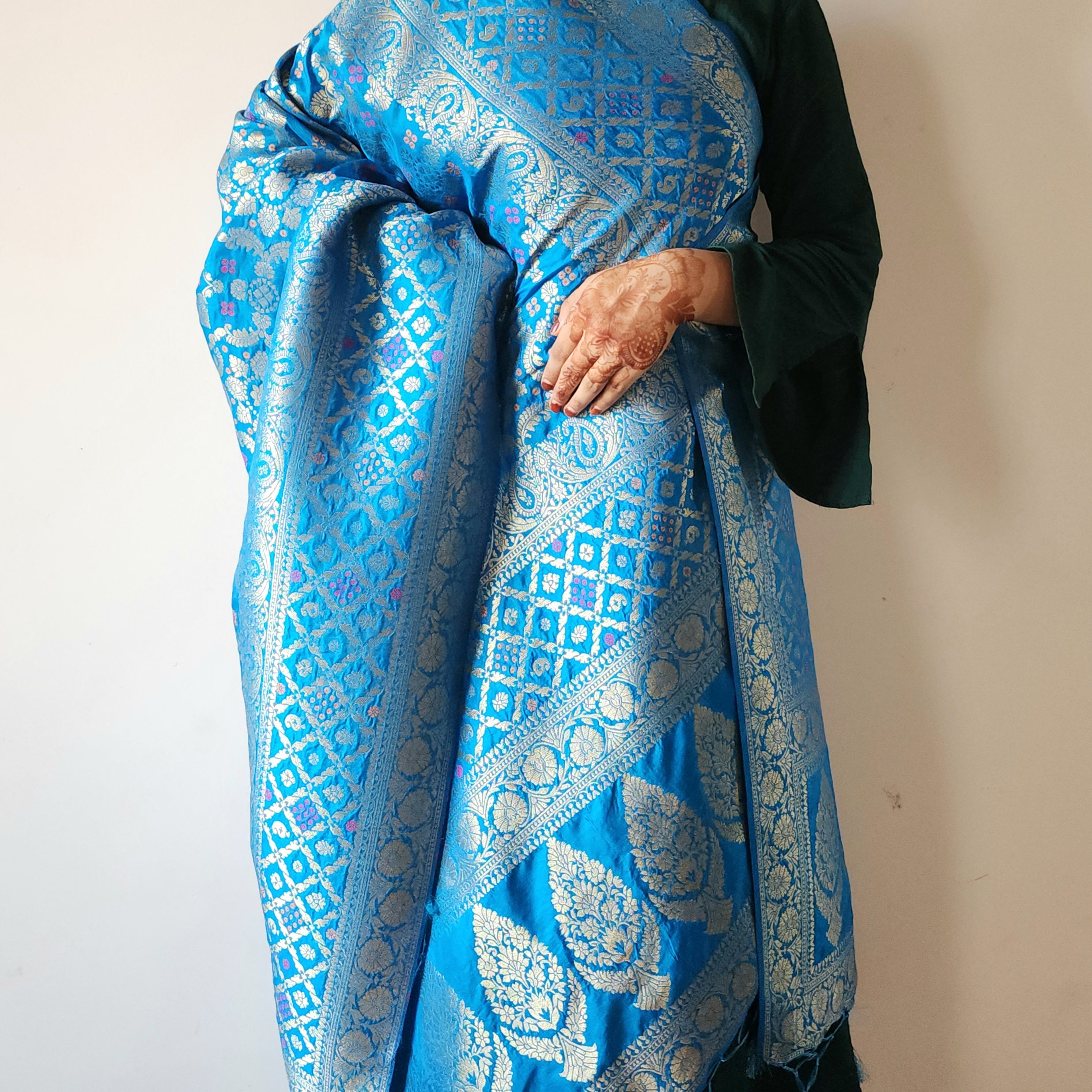 Electric Blue Bandhani Dupatta with Floral and Geometric Zari Weave
